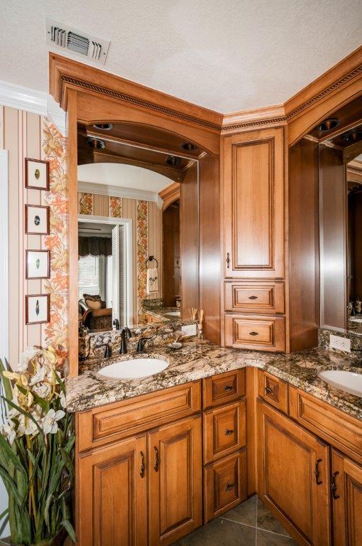 HOLIDAY ISLE - Residential