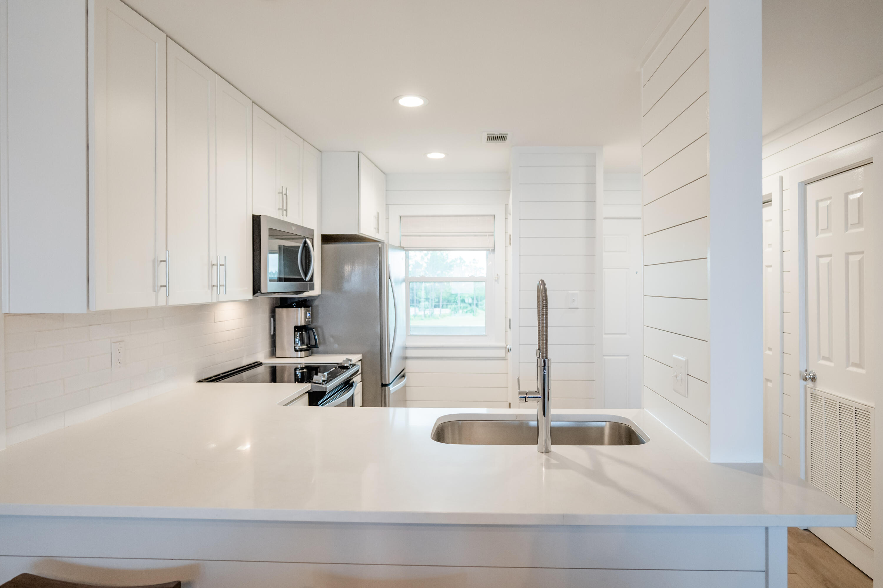 RAMSGATE HARBOUR PH 3 CONDO - Residential