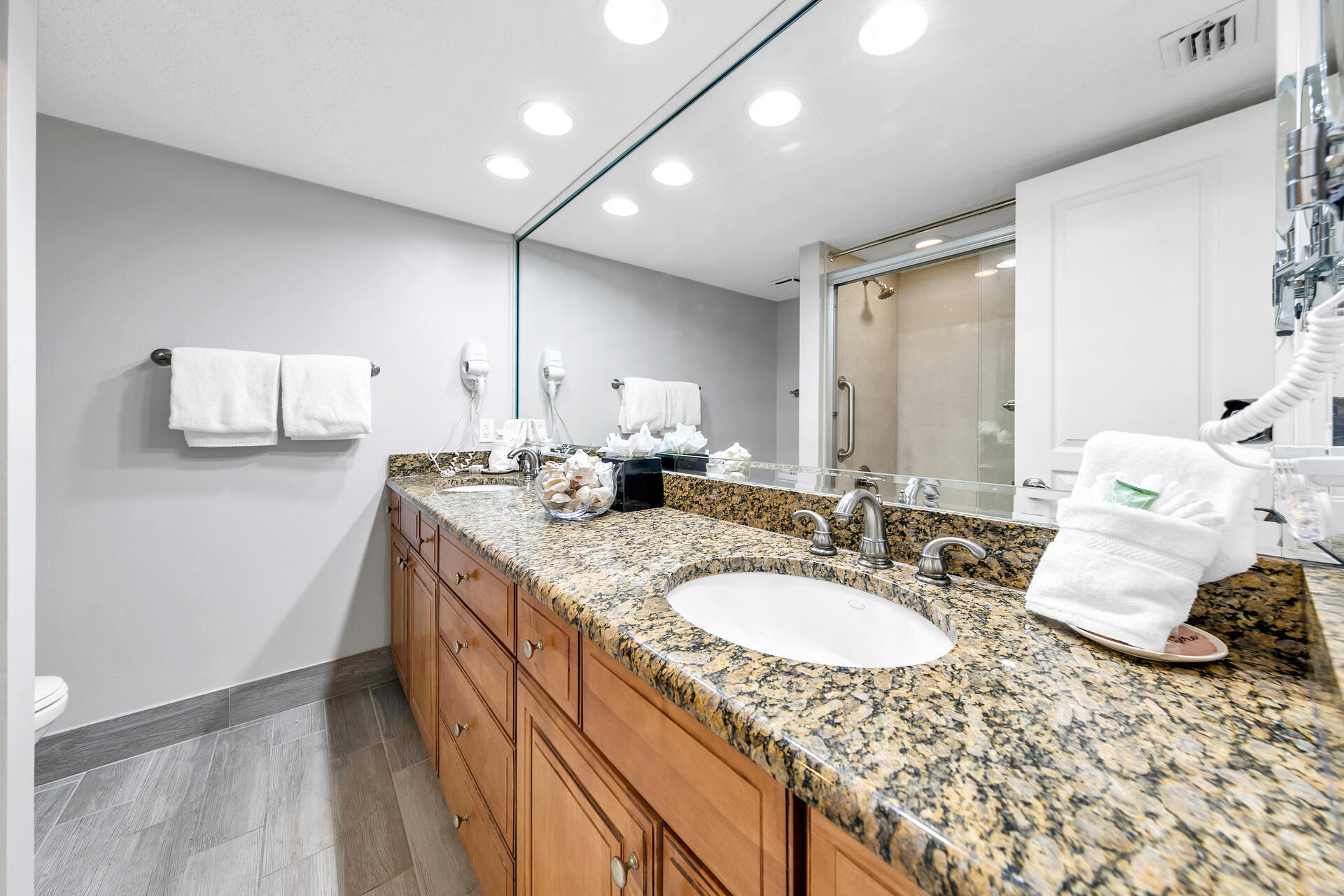 EDGEWATER BEACH CONDO PH 1 - Residential