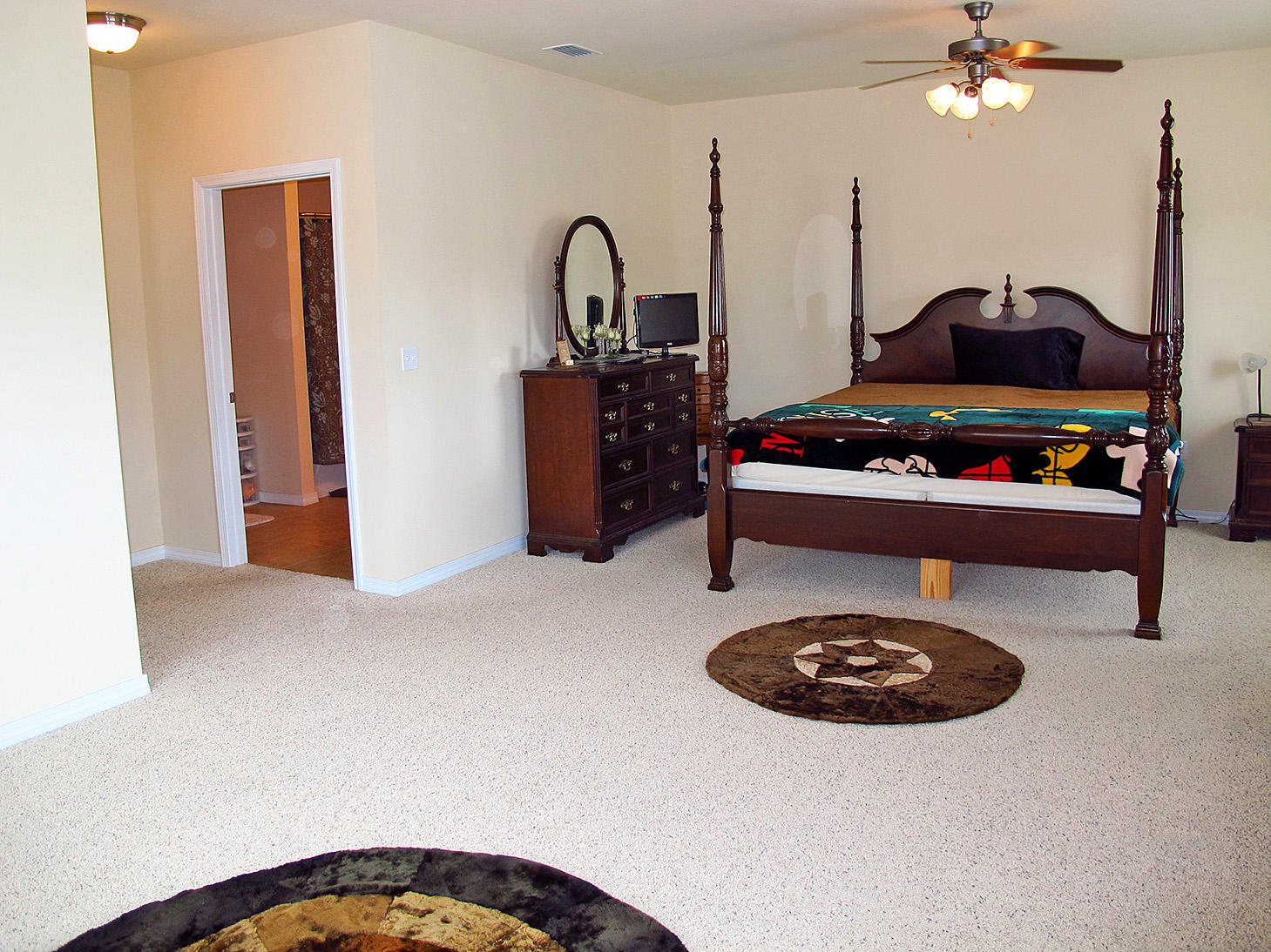 MERIDIAN SQUARE T/H - Residential