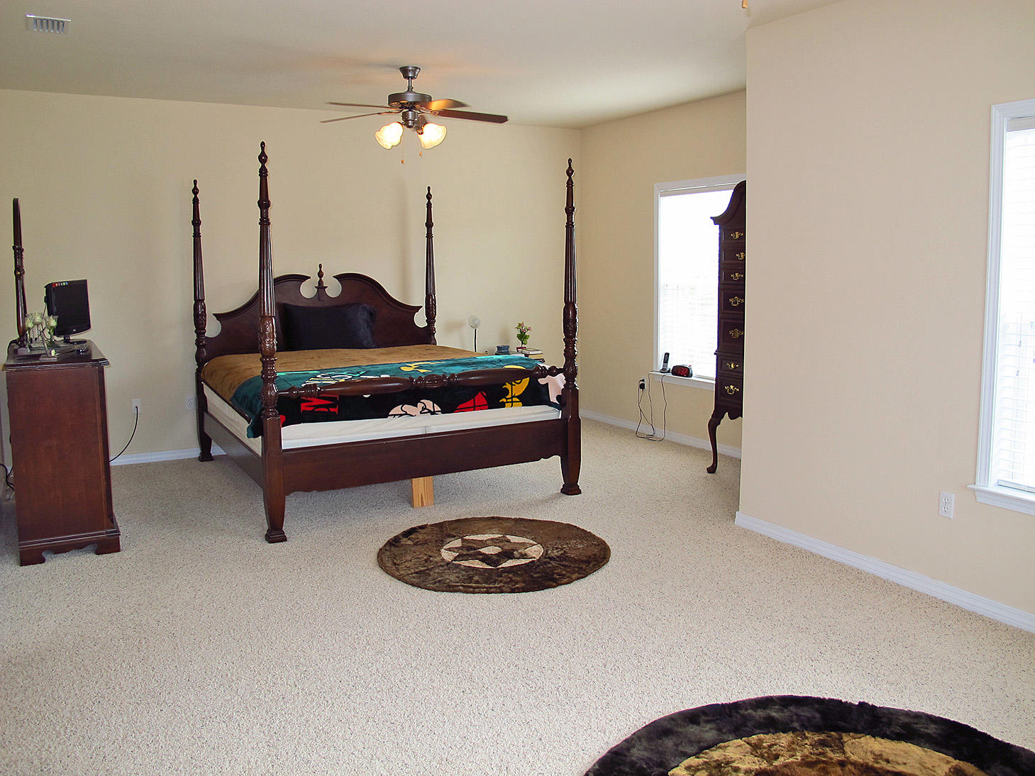 MERIDIAN SQUARE T/H - Residential