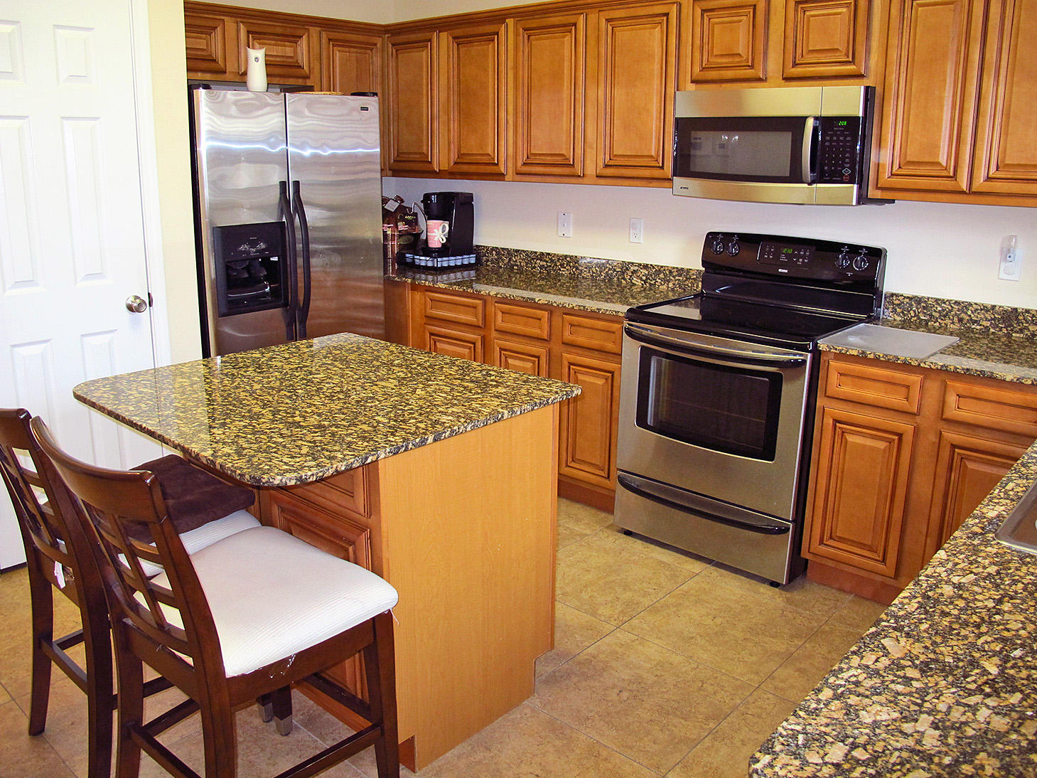 MERIDIAN SQUARE T/H - Residential