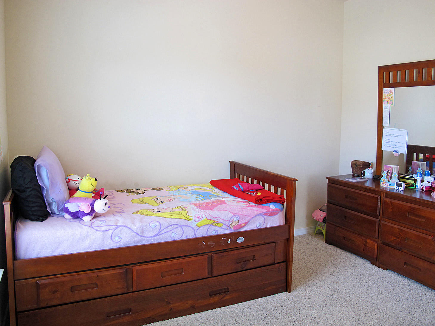 MERIDIAN SQUARE T/H - Residential