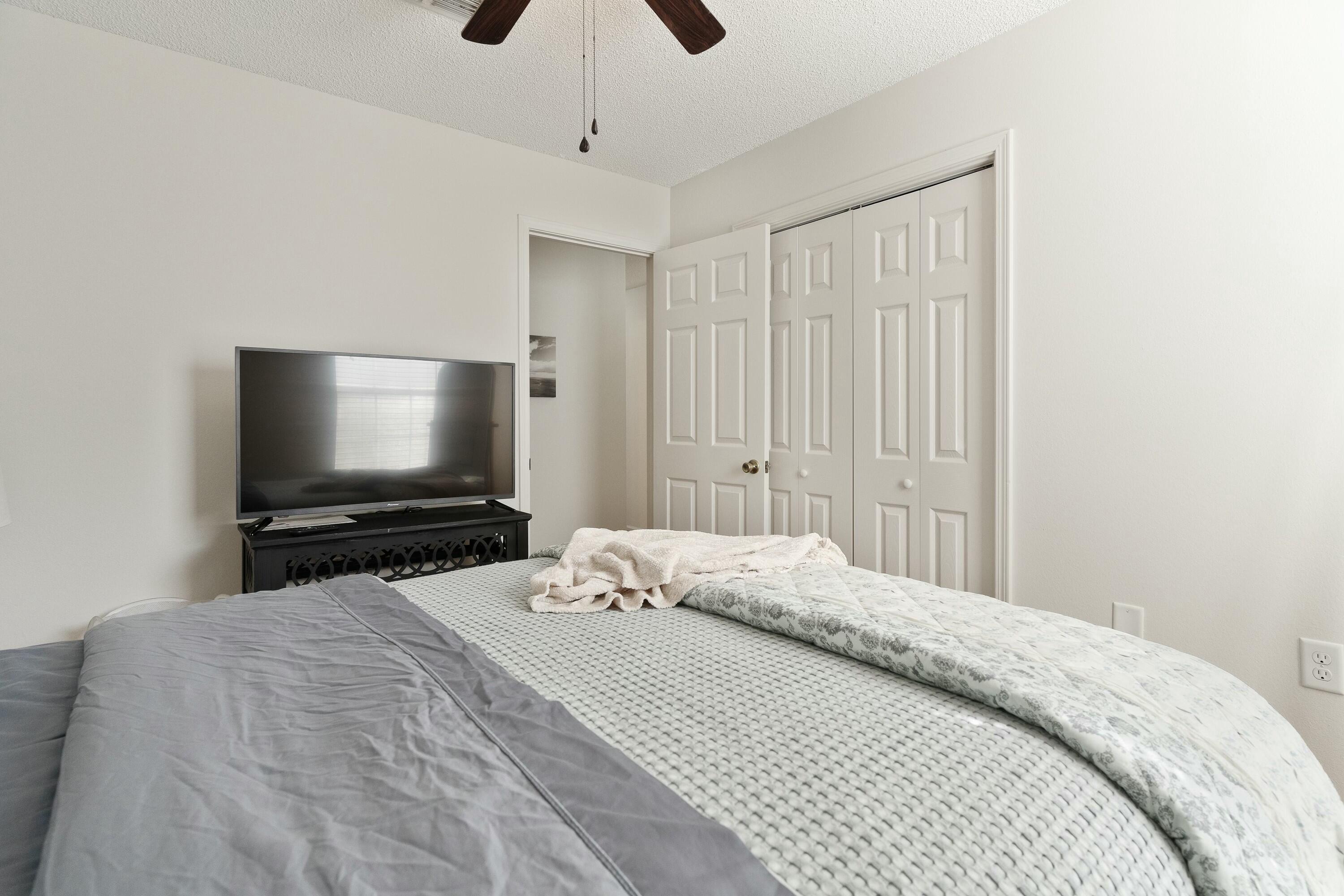 STERLING POINT - Residential