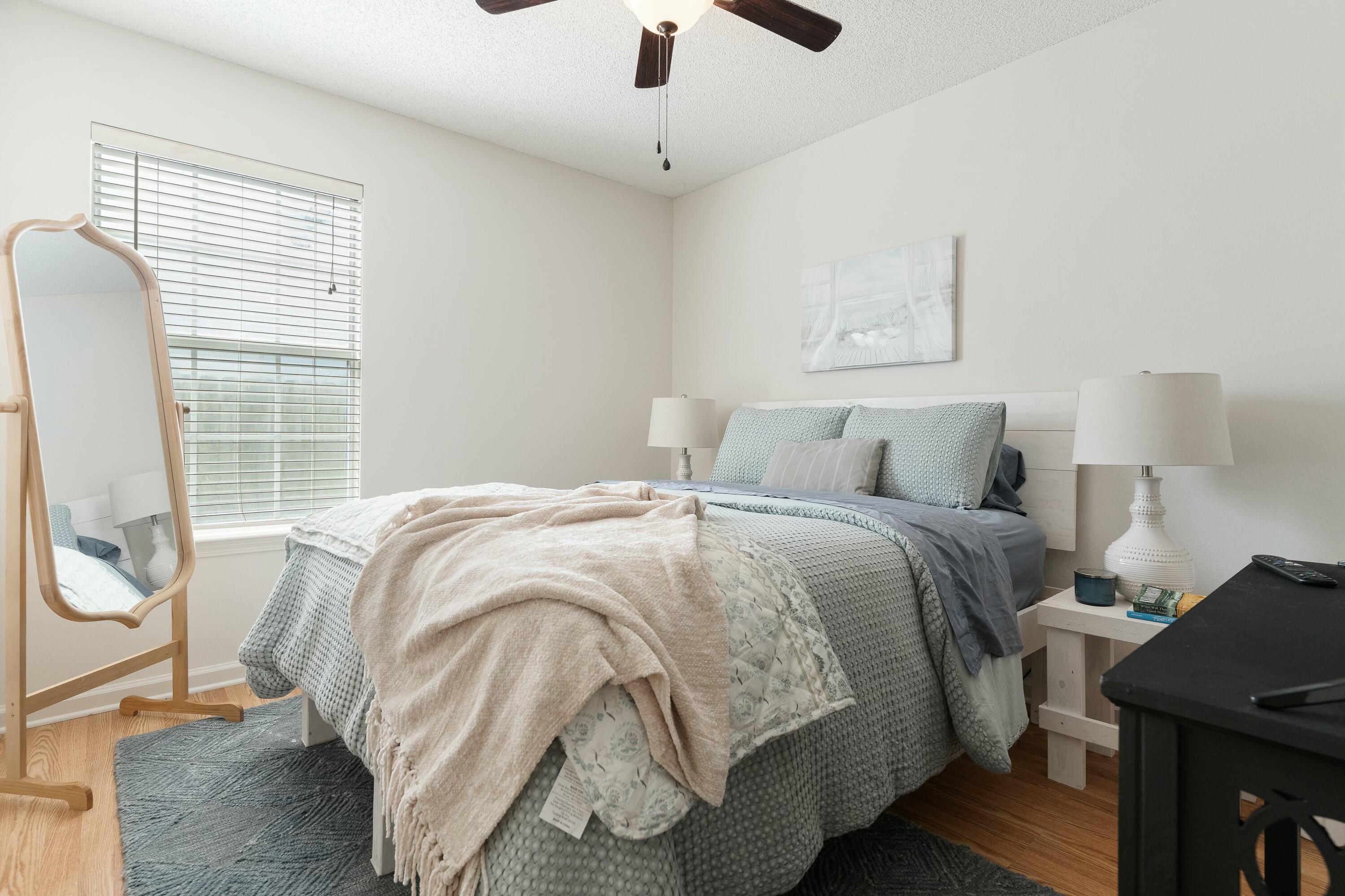 STERLING POINT - Residential