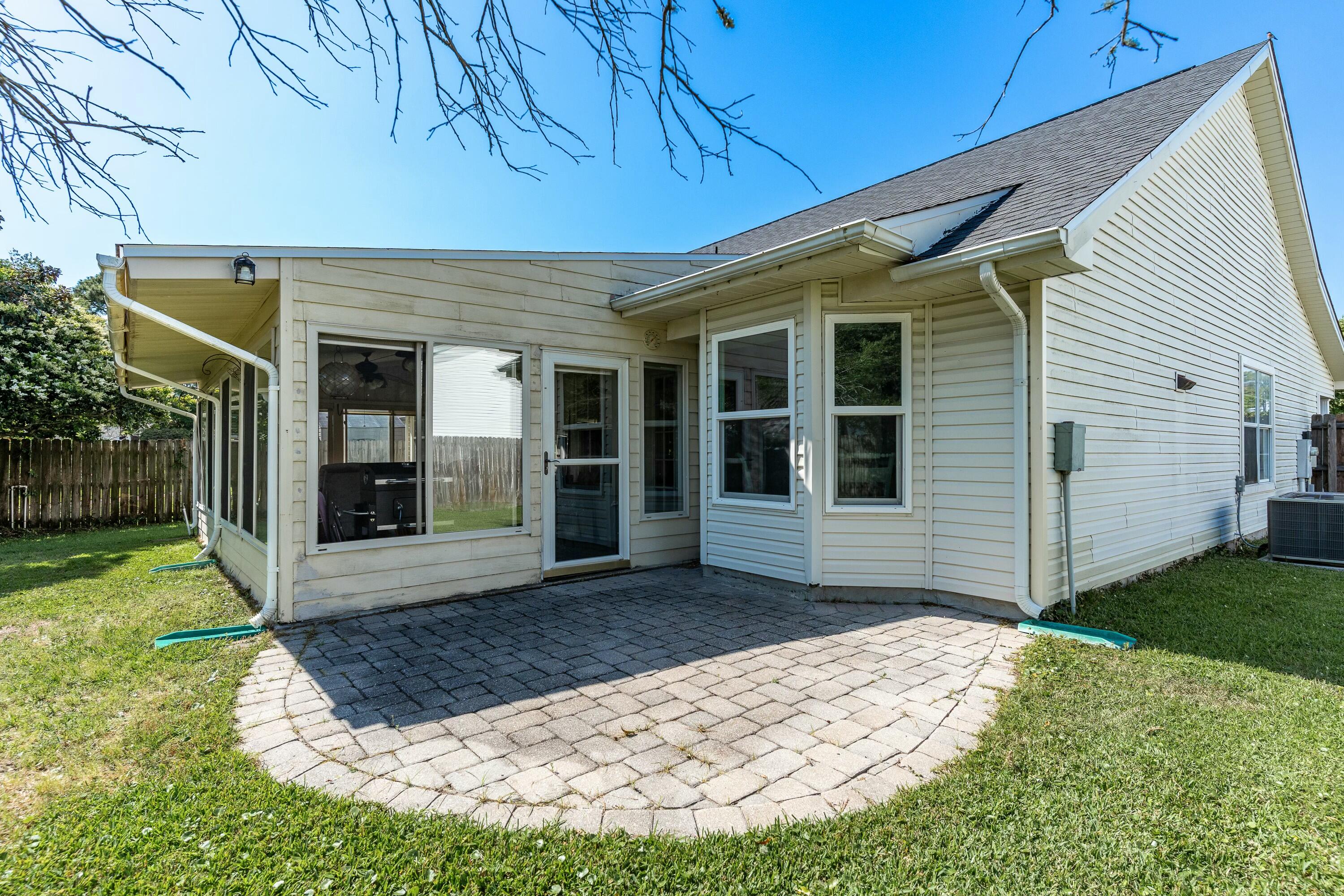STERLING POINT - Residential