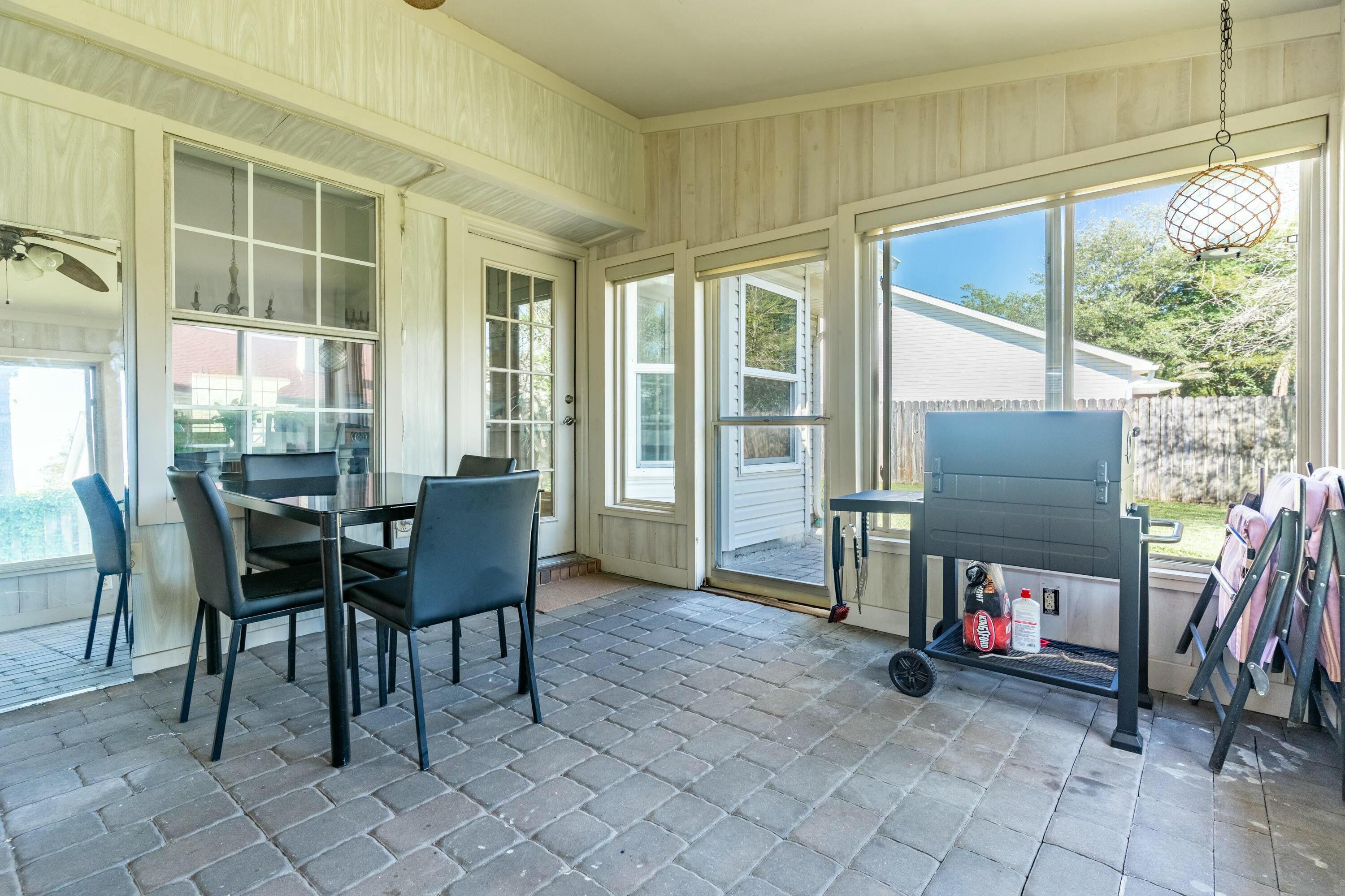 STERLING POINT - Residential