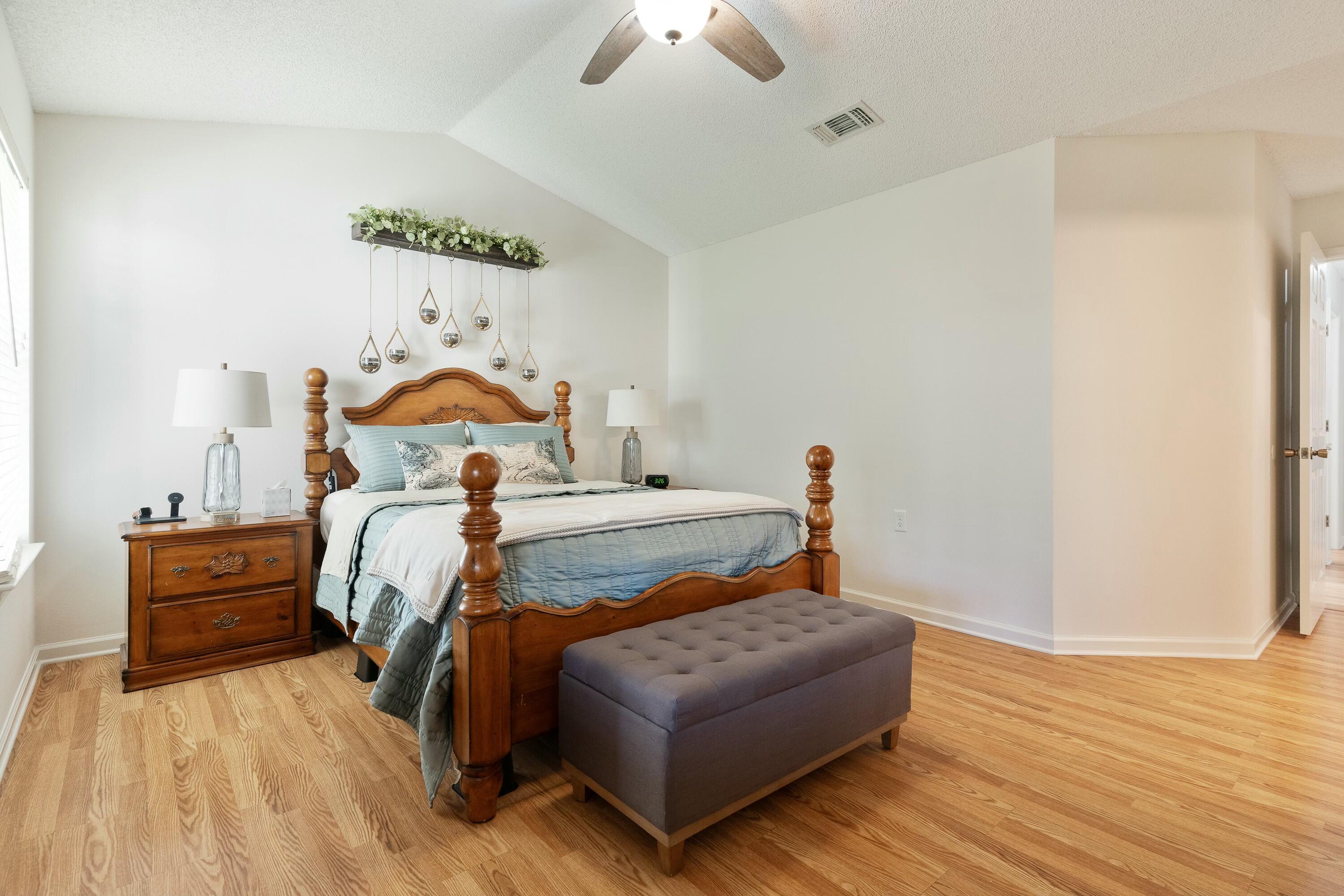 STERLING POINT - Residential