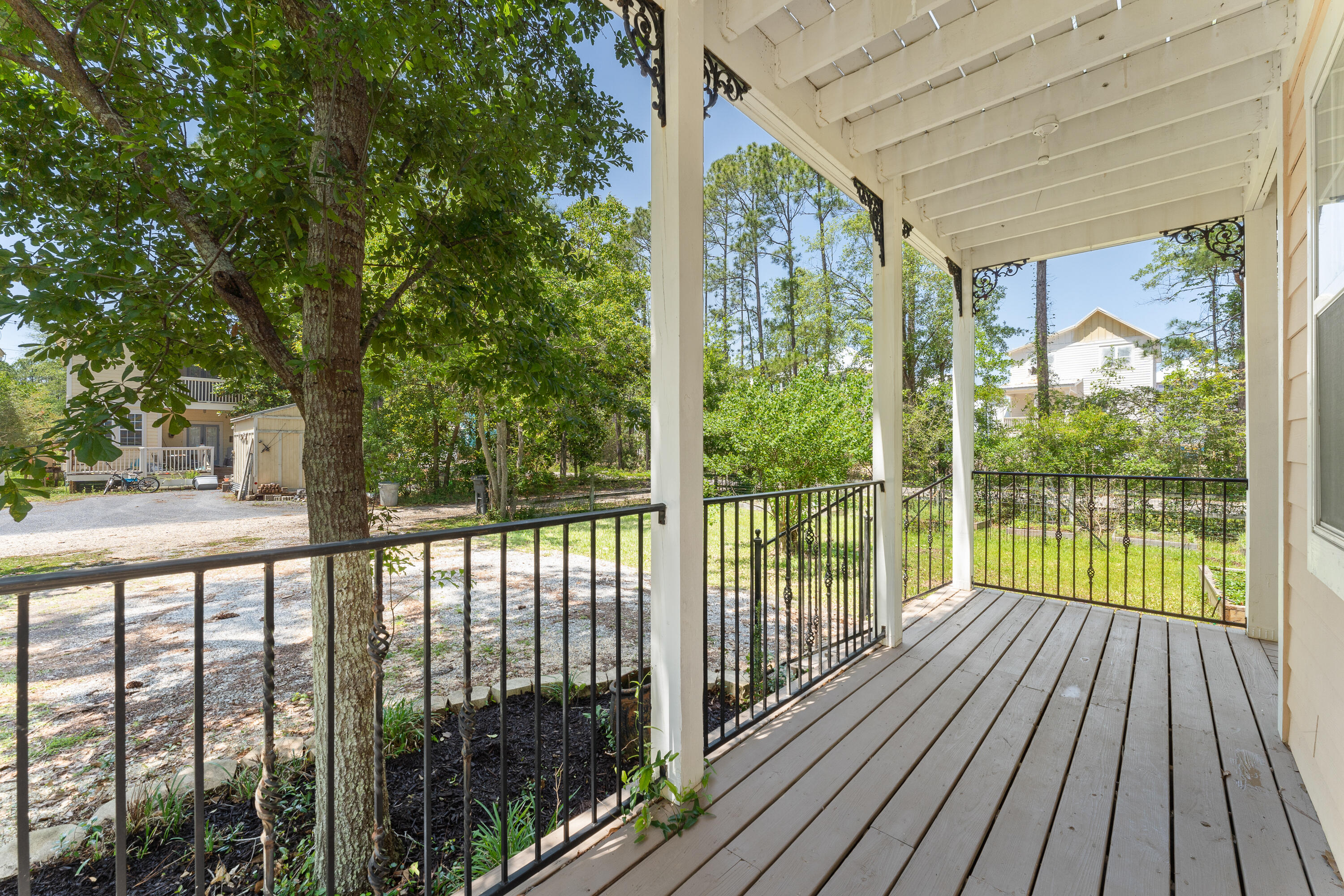 TOWN OF SANTA ROSA - Residential