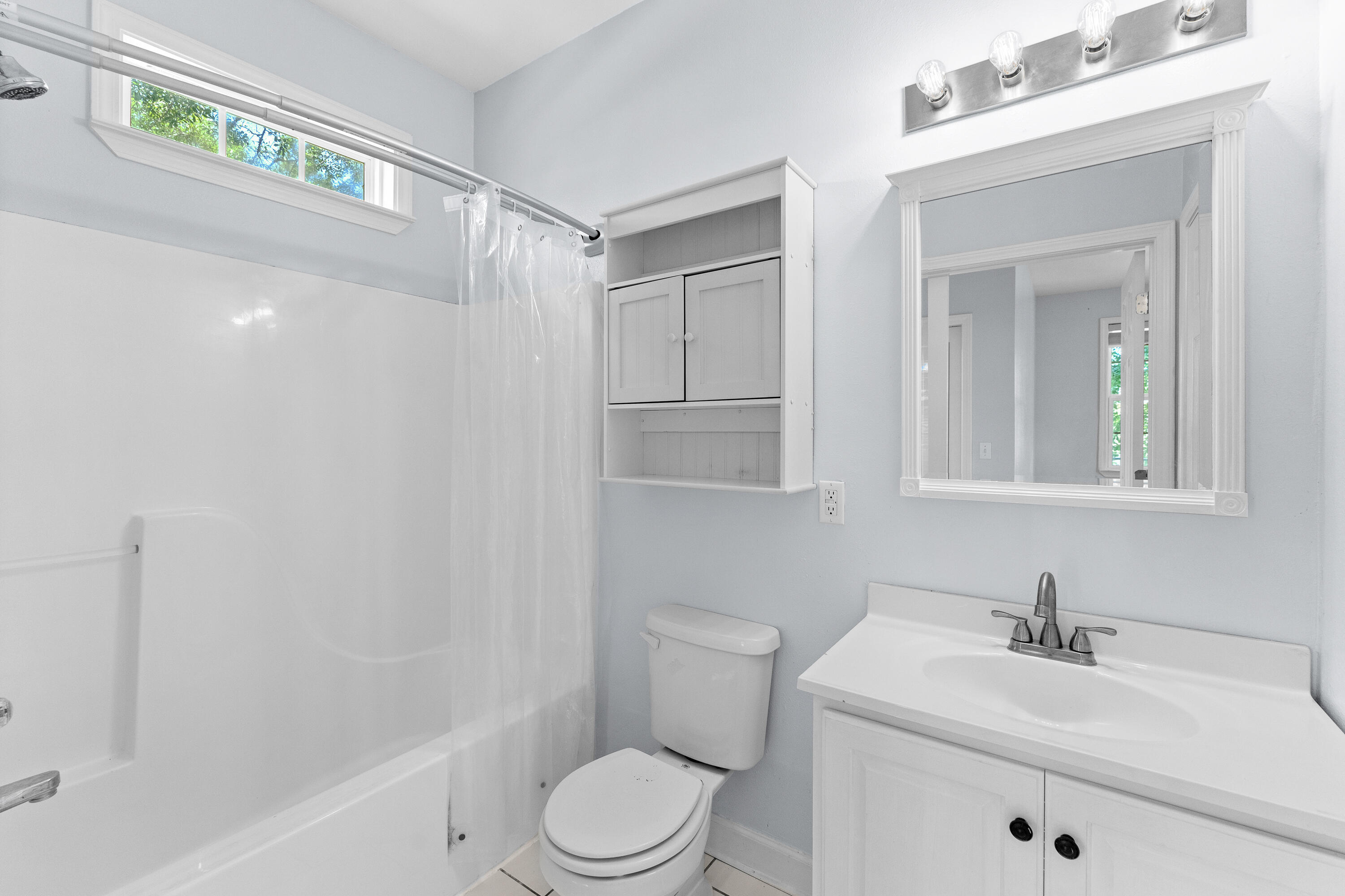 TOWN OF SANTA ROSA - Residential