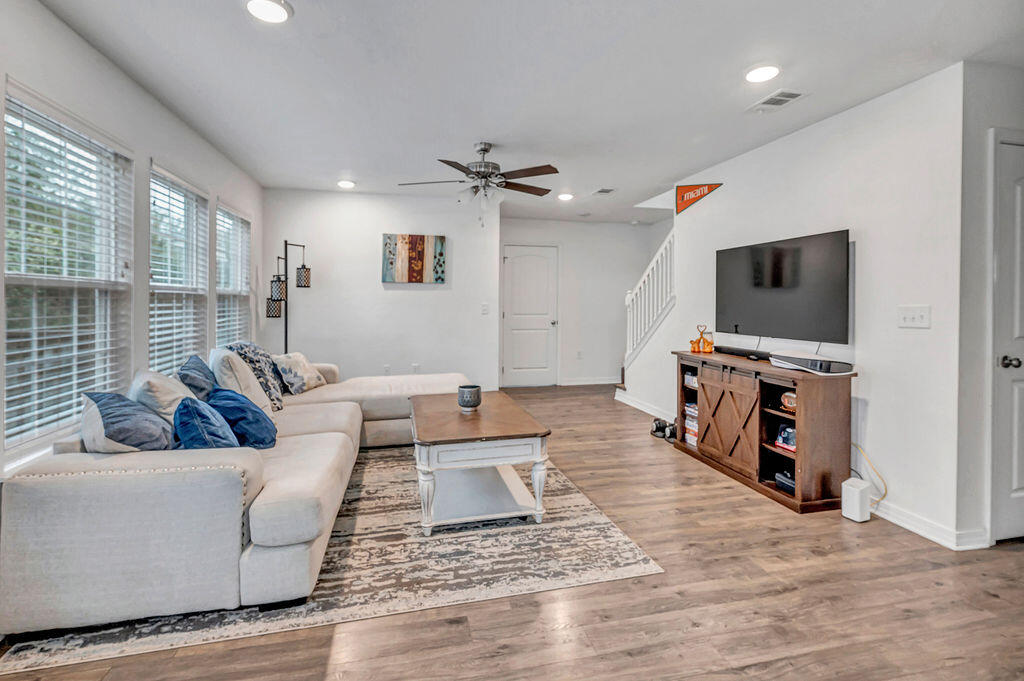 STILLWELL SOUTH - Residential