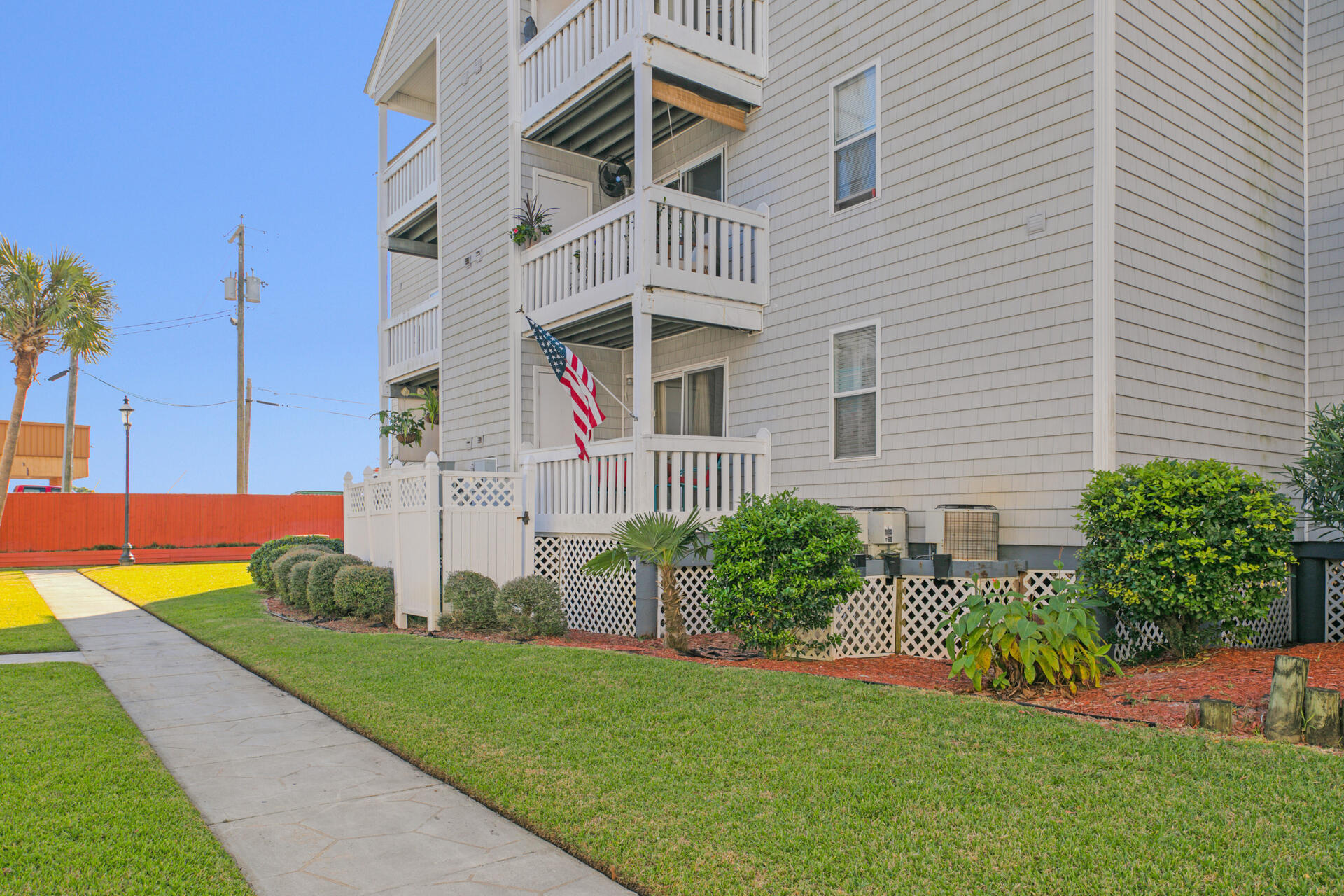 HERMITAGE CONDOMINIUM - Residential