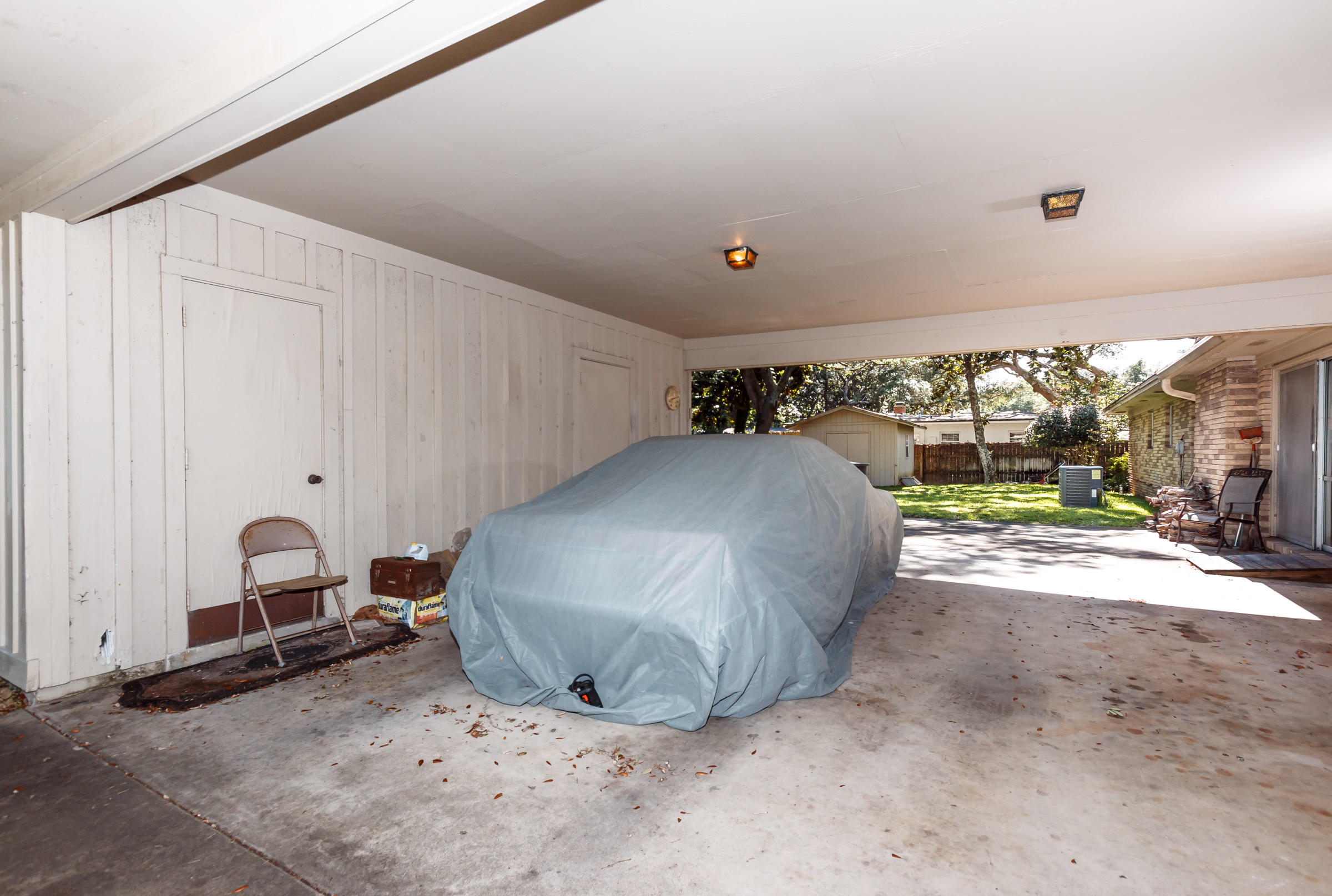 ELLIOTTS POINT - Residential