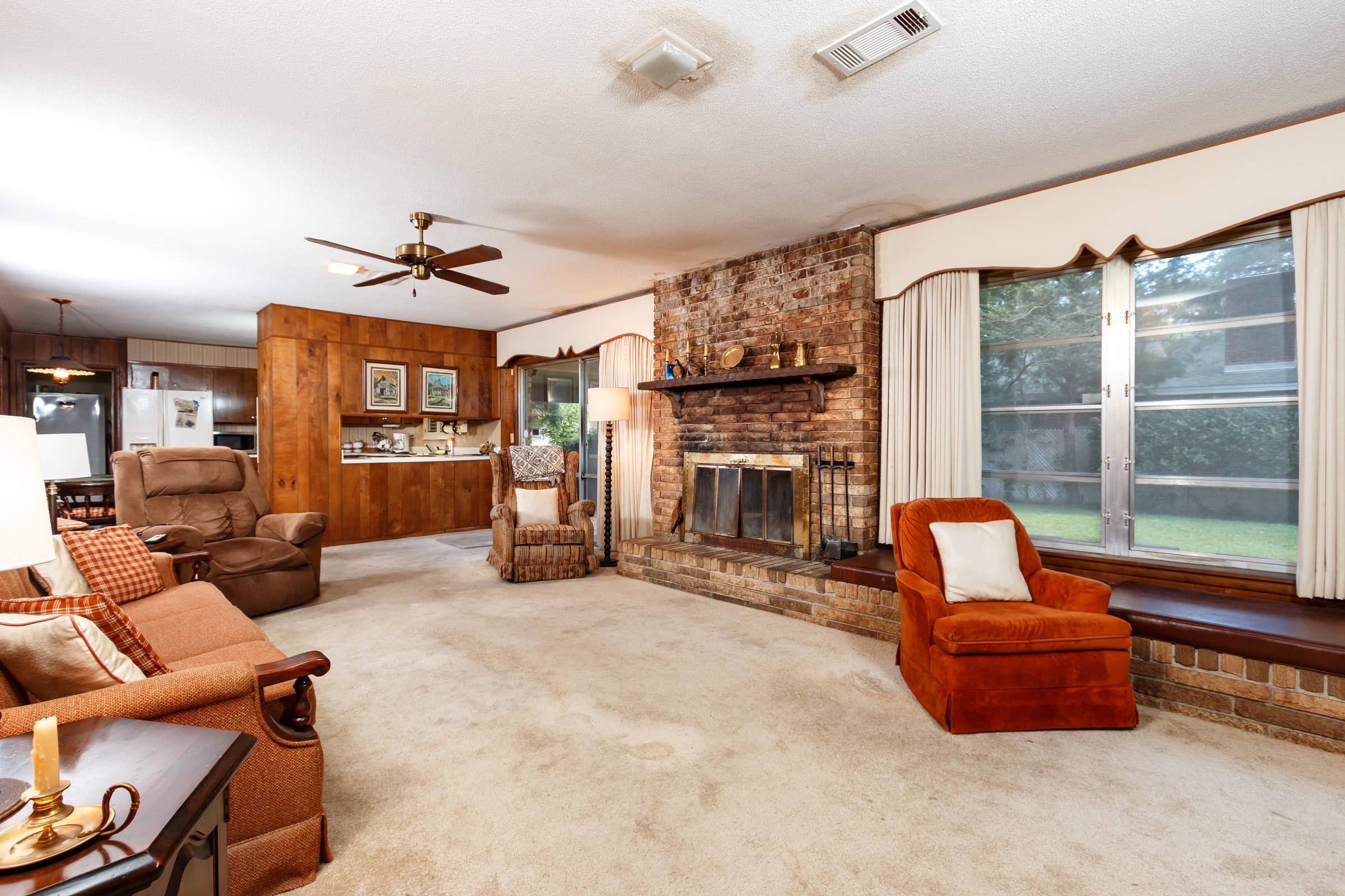 ELLIOTTS POINT - Residential