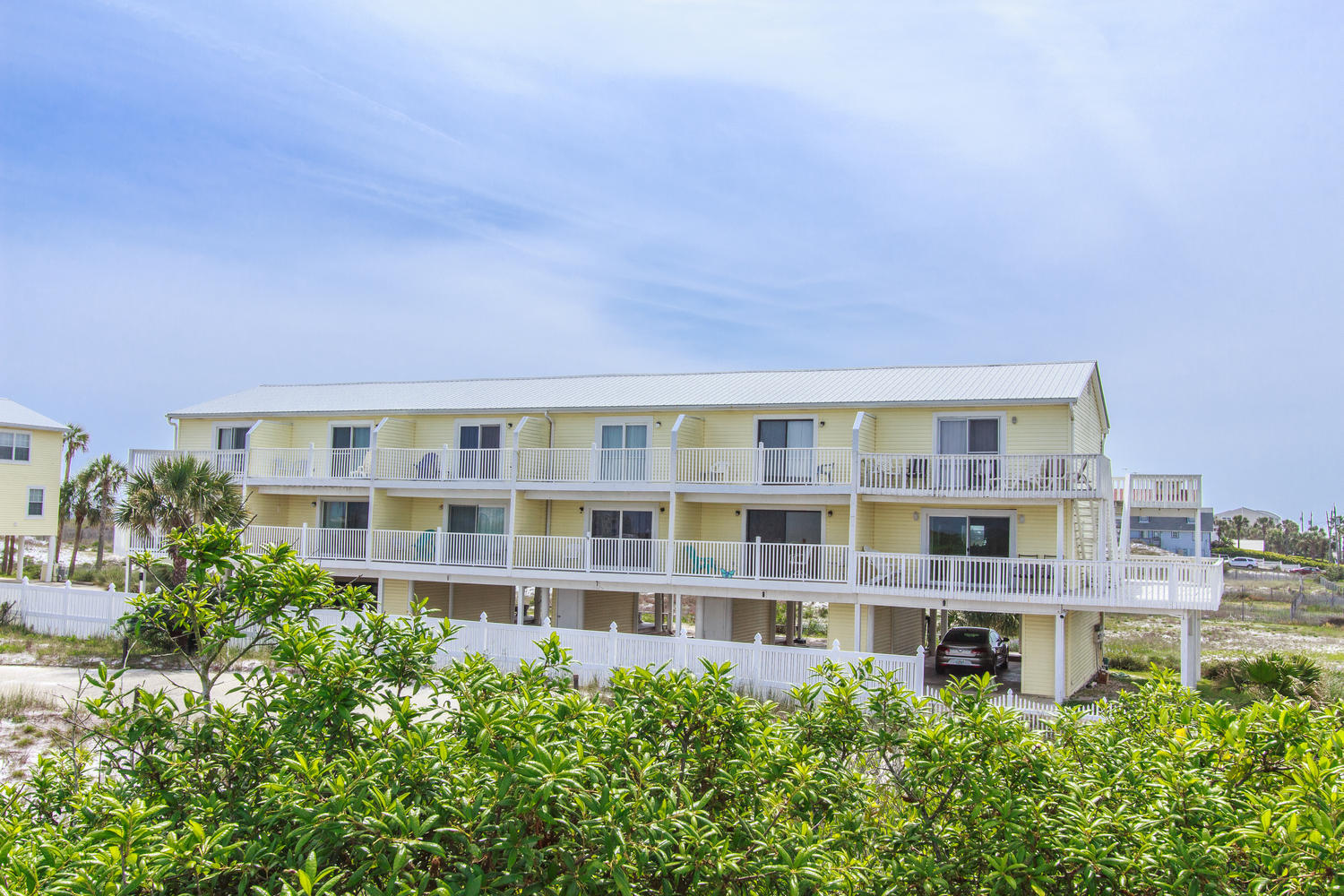 SHORELINE 9 T/H - Residential