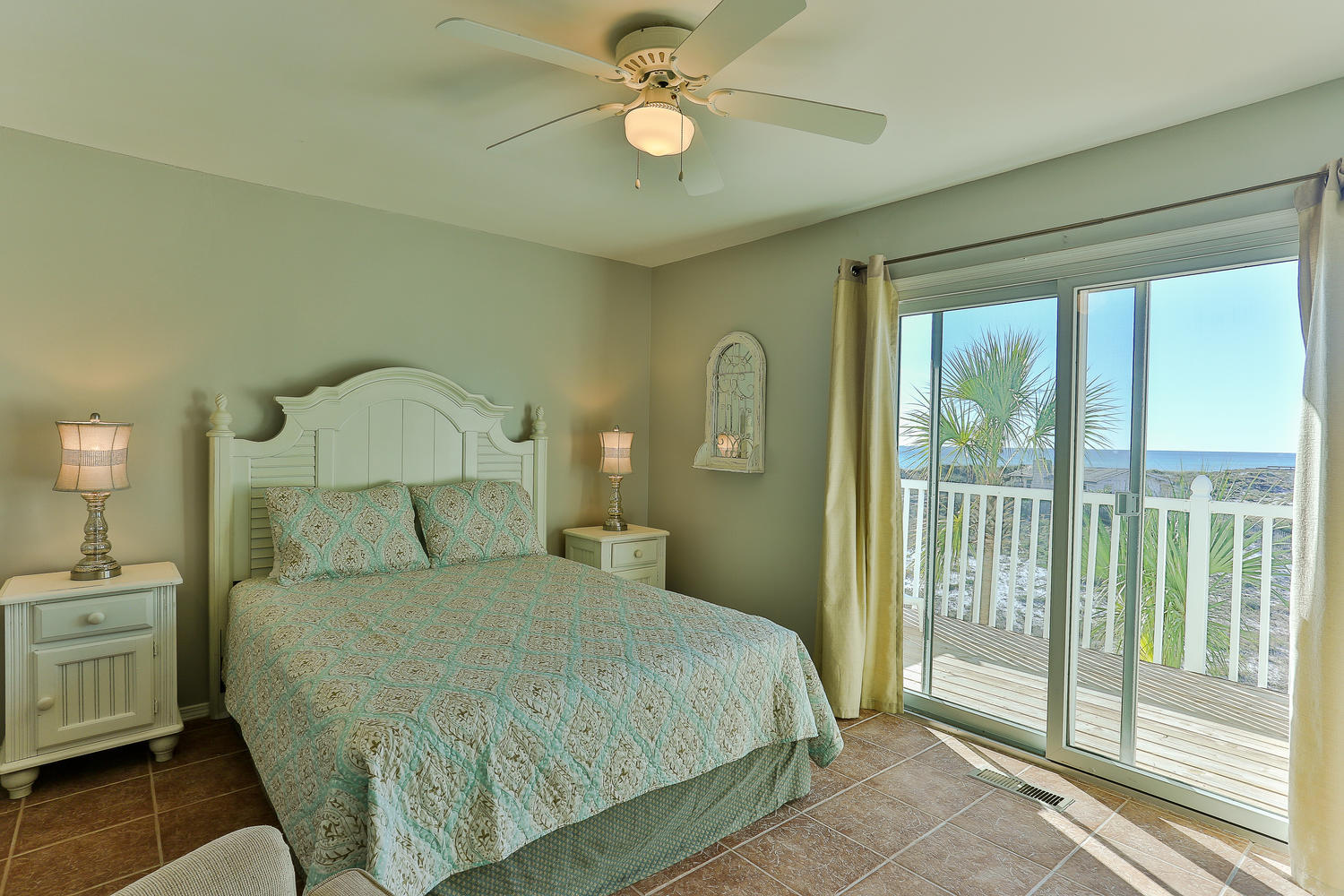 SHORELINE 9 T/H - Residential