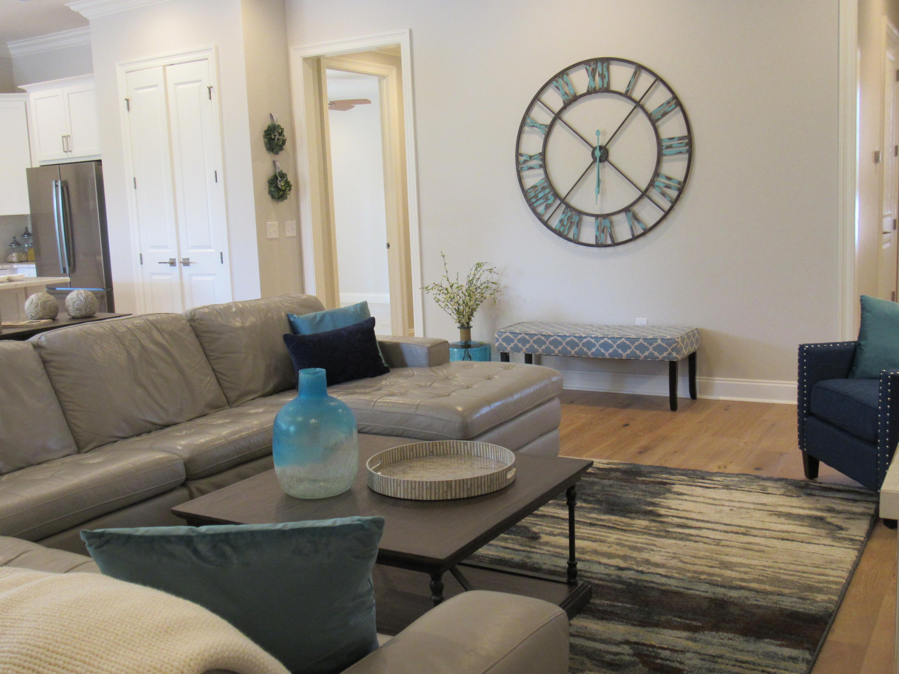 RAIDERS LANDING PH 1 - Residential
