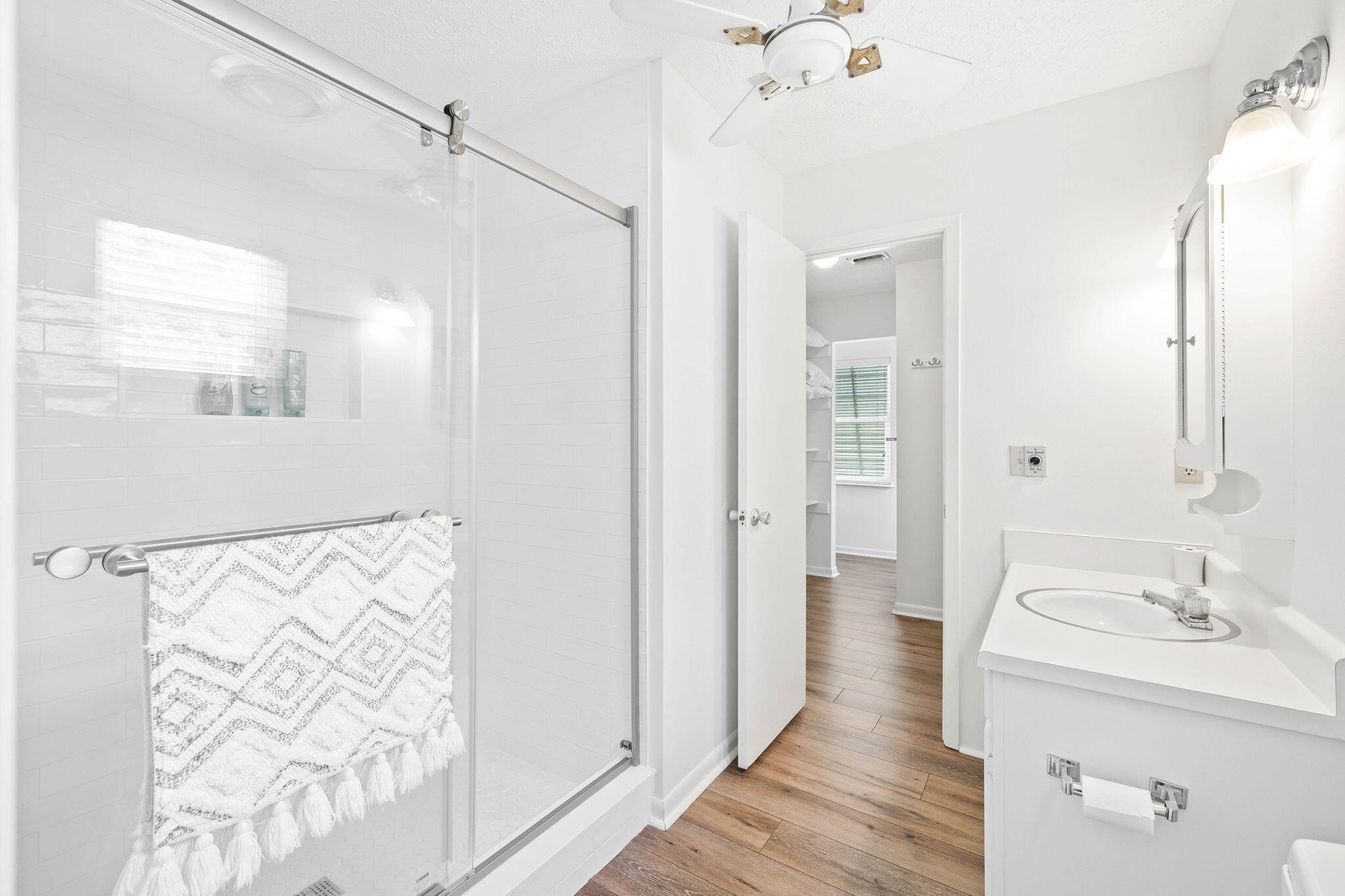 SEAGROVE 1ST ADDN - Residential