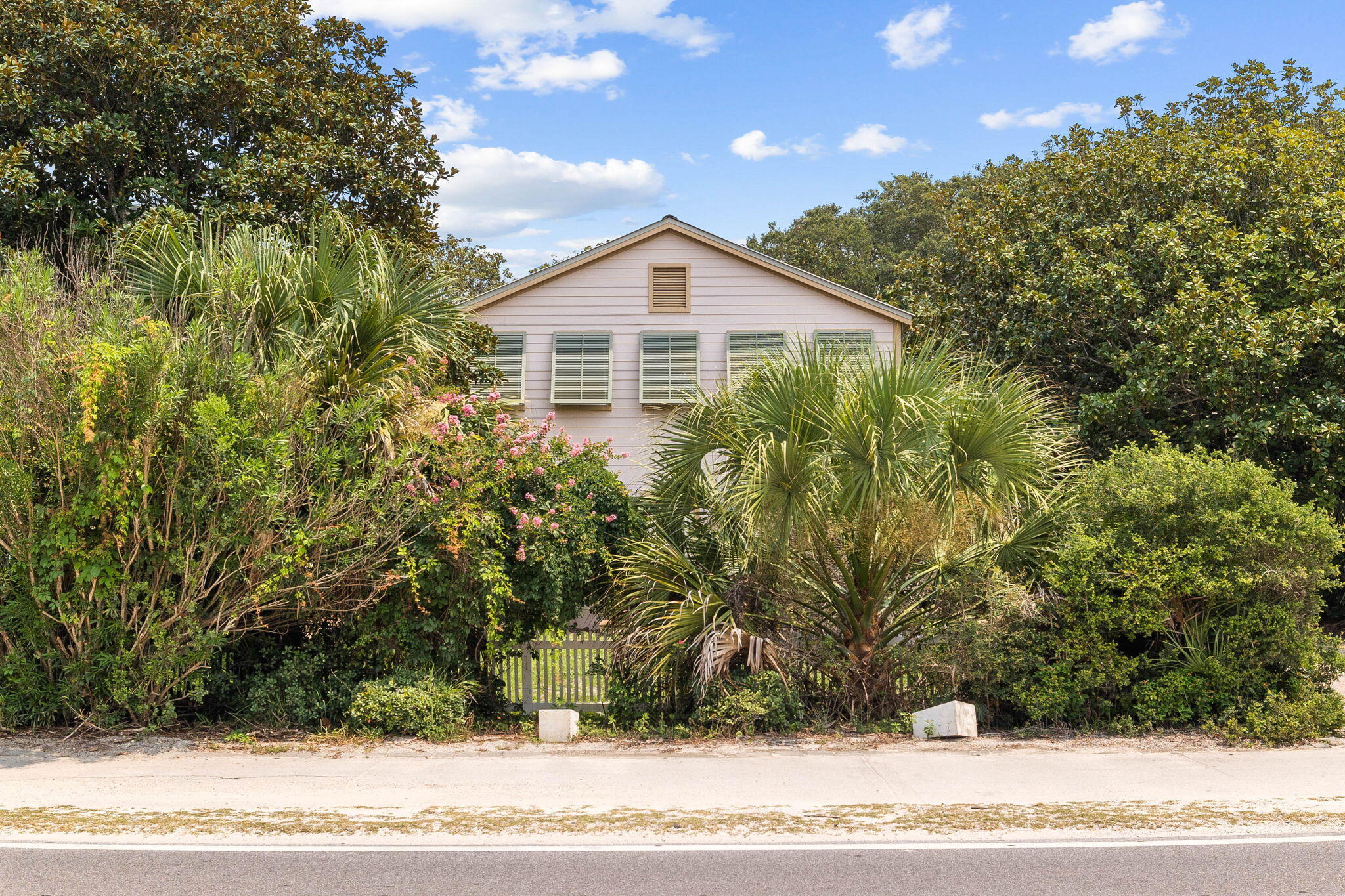 SEAGROVE 1ST ADDN - Residential