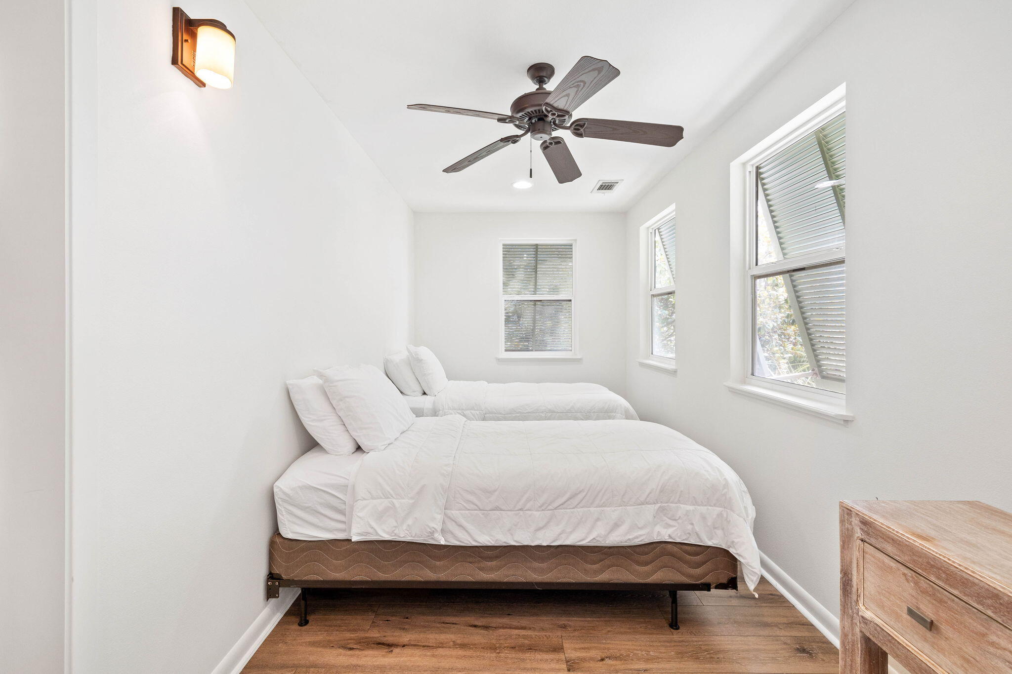 SEAGROVE 1ST ADDN - Residential