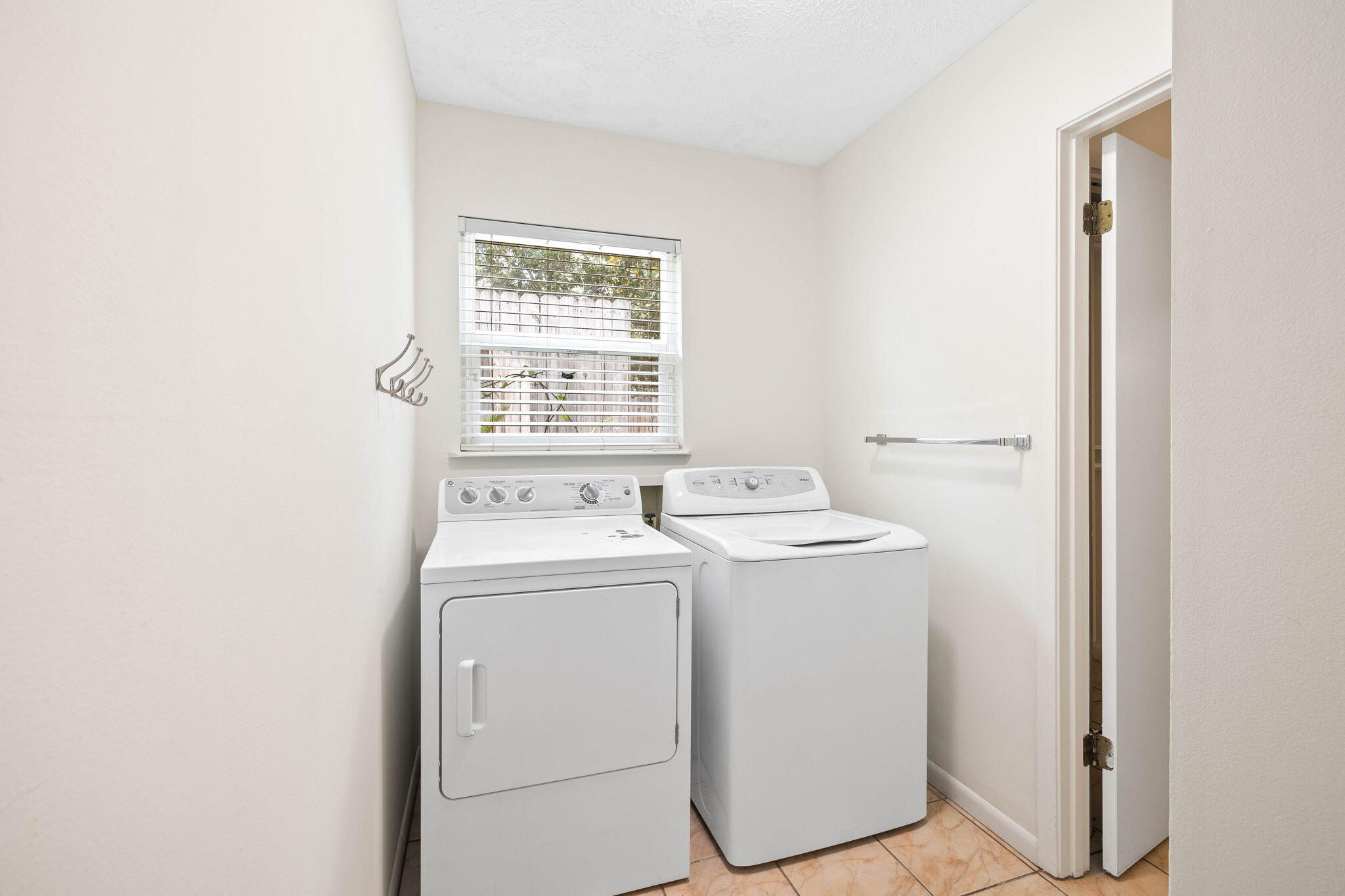 SEAGROVE 1ST ADDN - Residential