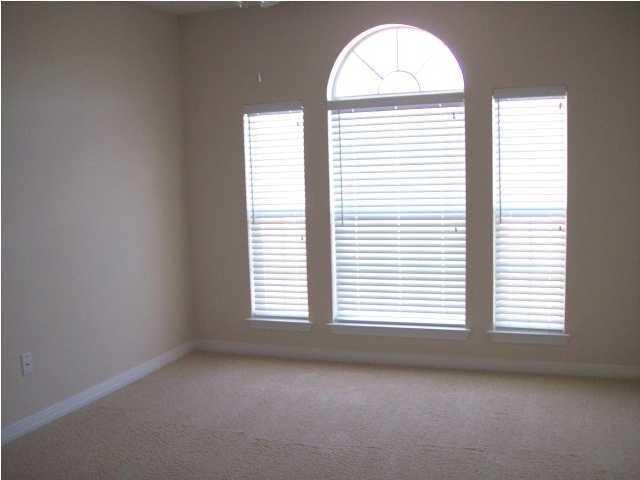 SAVANNAH PLANTATION - Residential