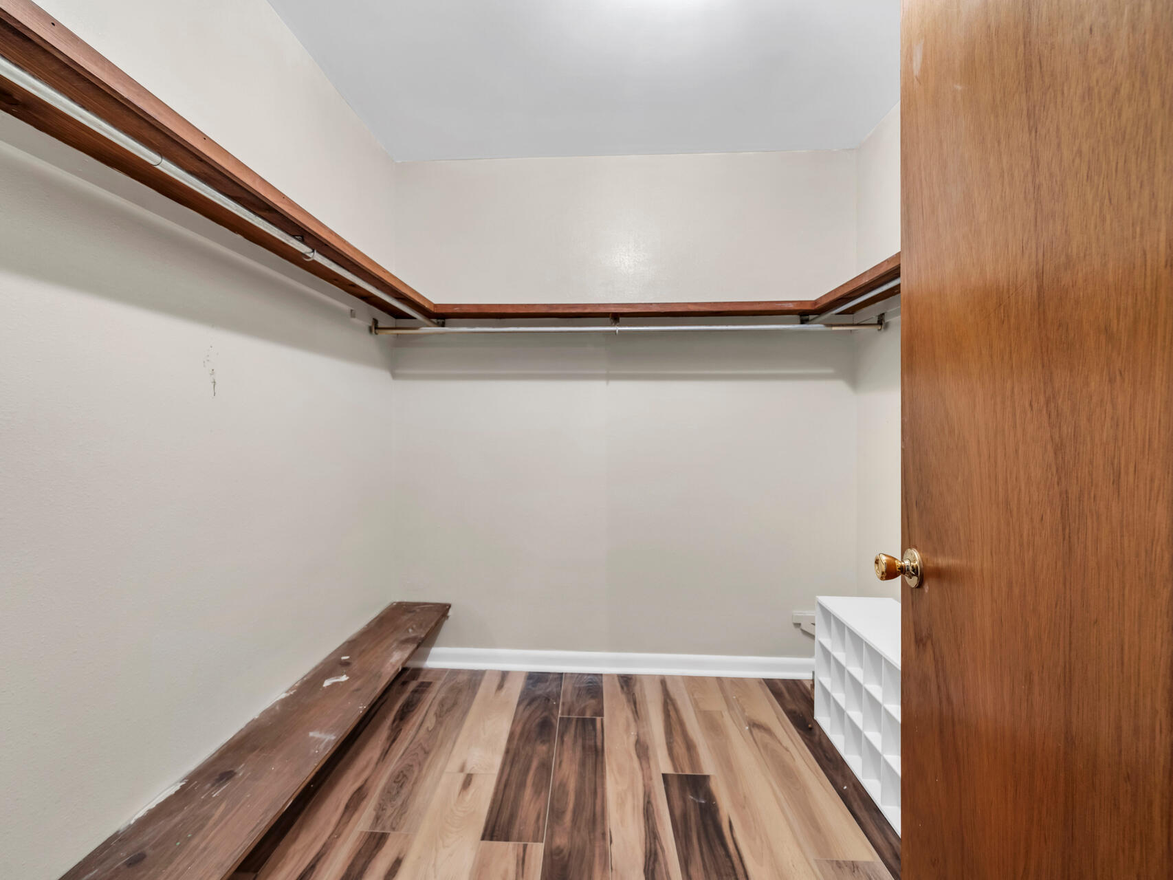 KELL-AIRE GARDENS - Residential