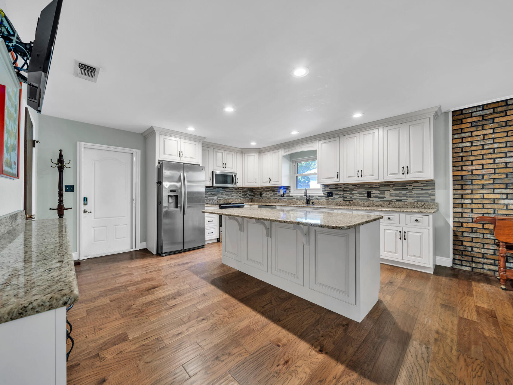 KELL-AIRE GARDENS - Residential