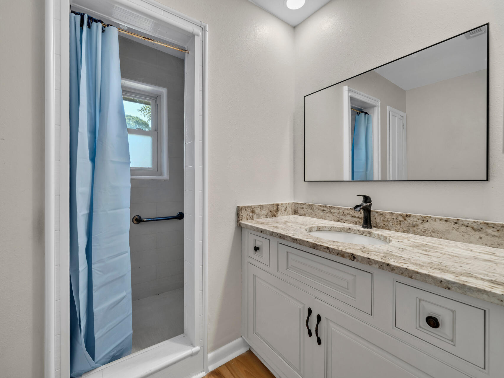 KELL-AIRE GARDENS - Residential