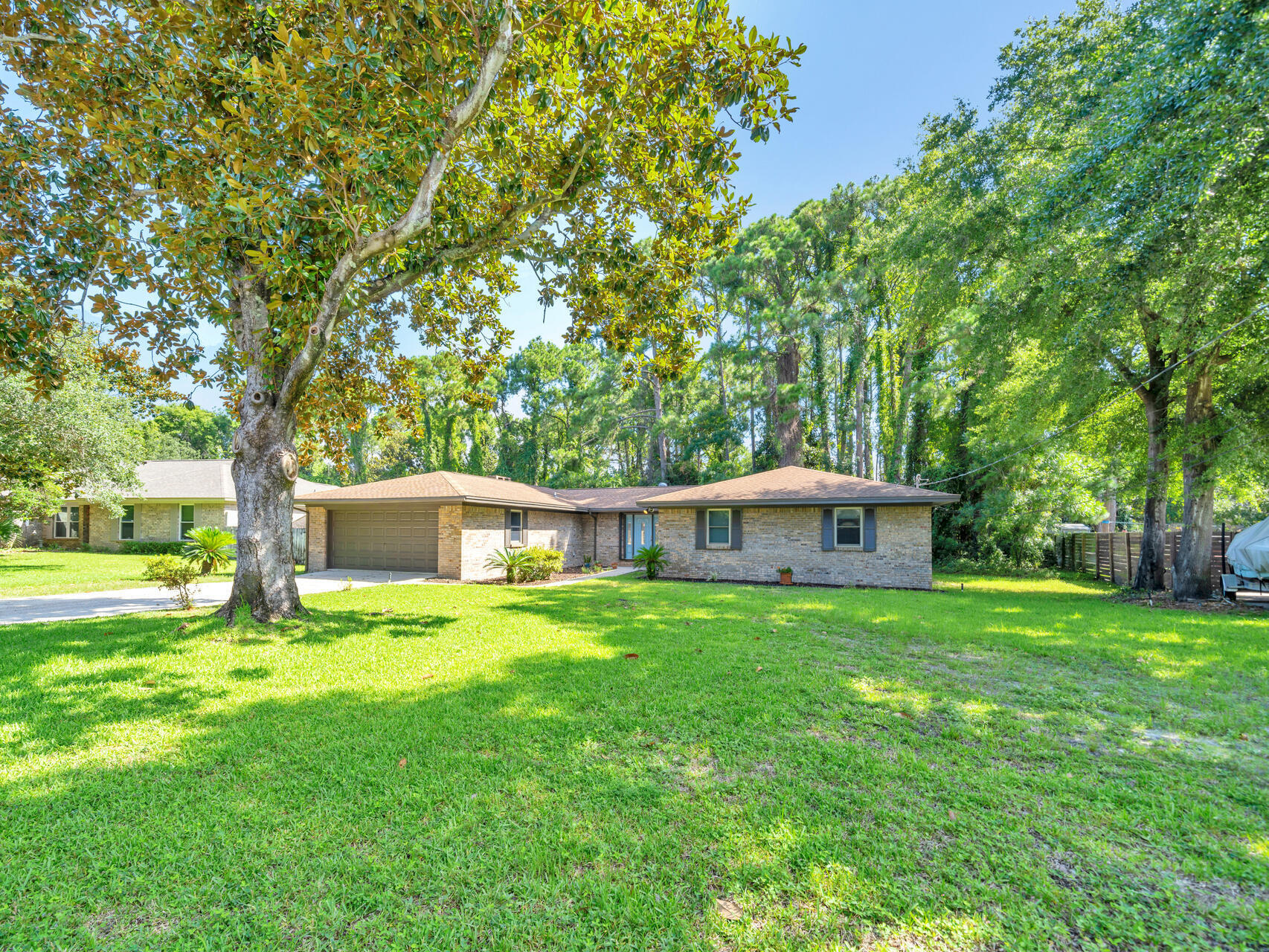 KELL-AIRE GARDENS - Residential