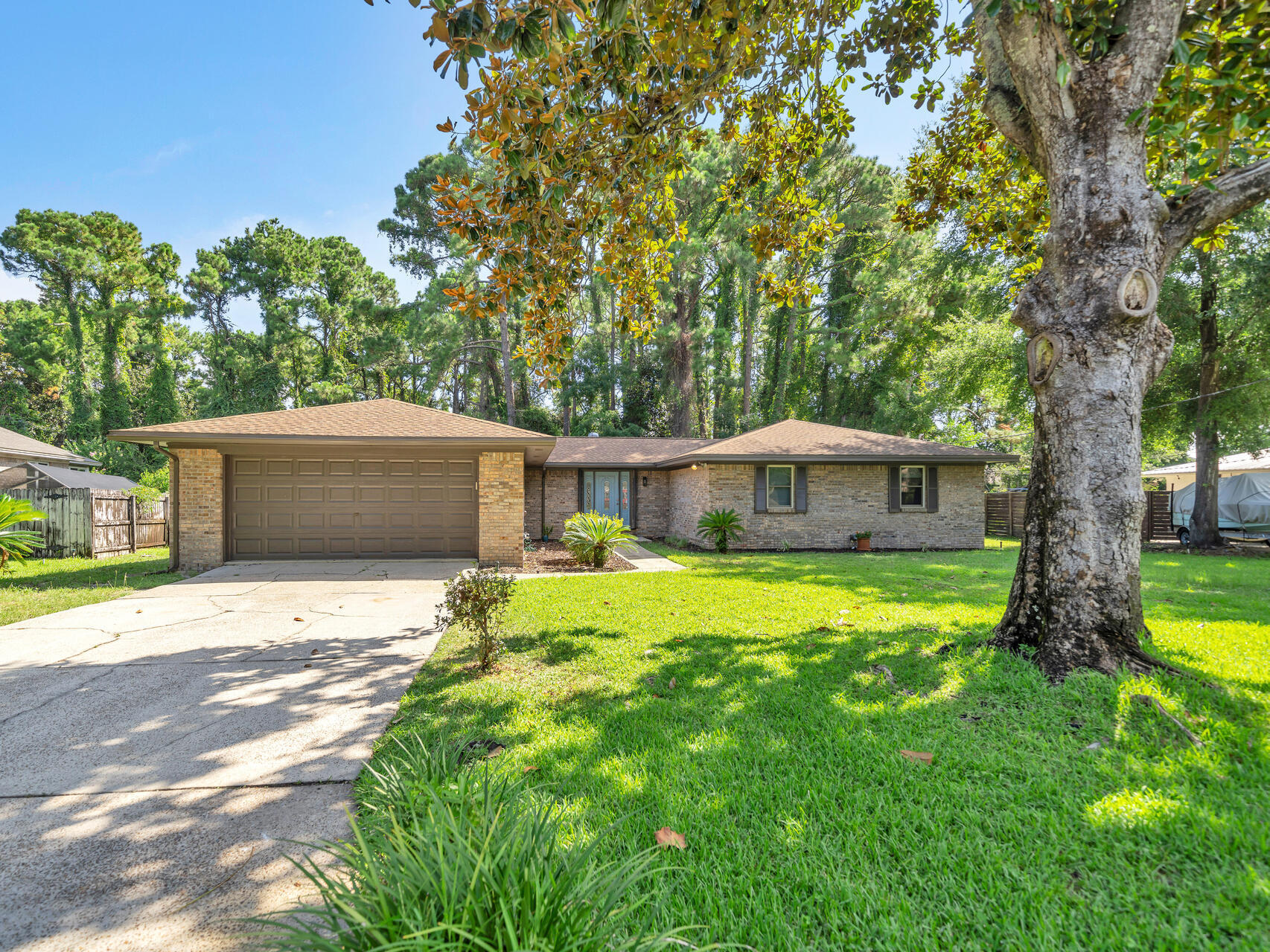 KELL-AIRE GARDENS - Residential