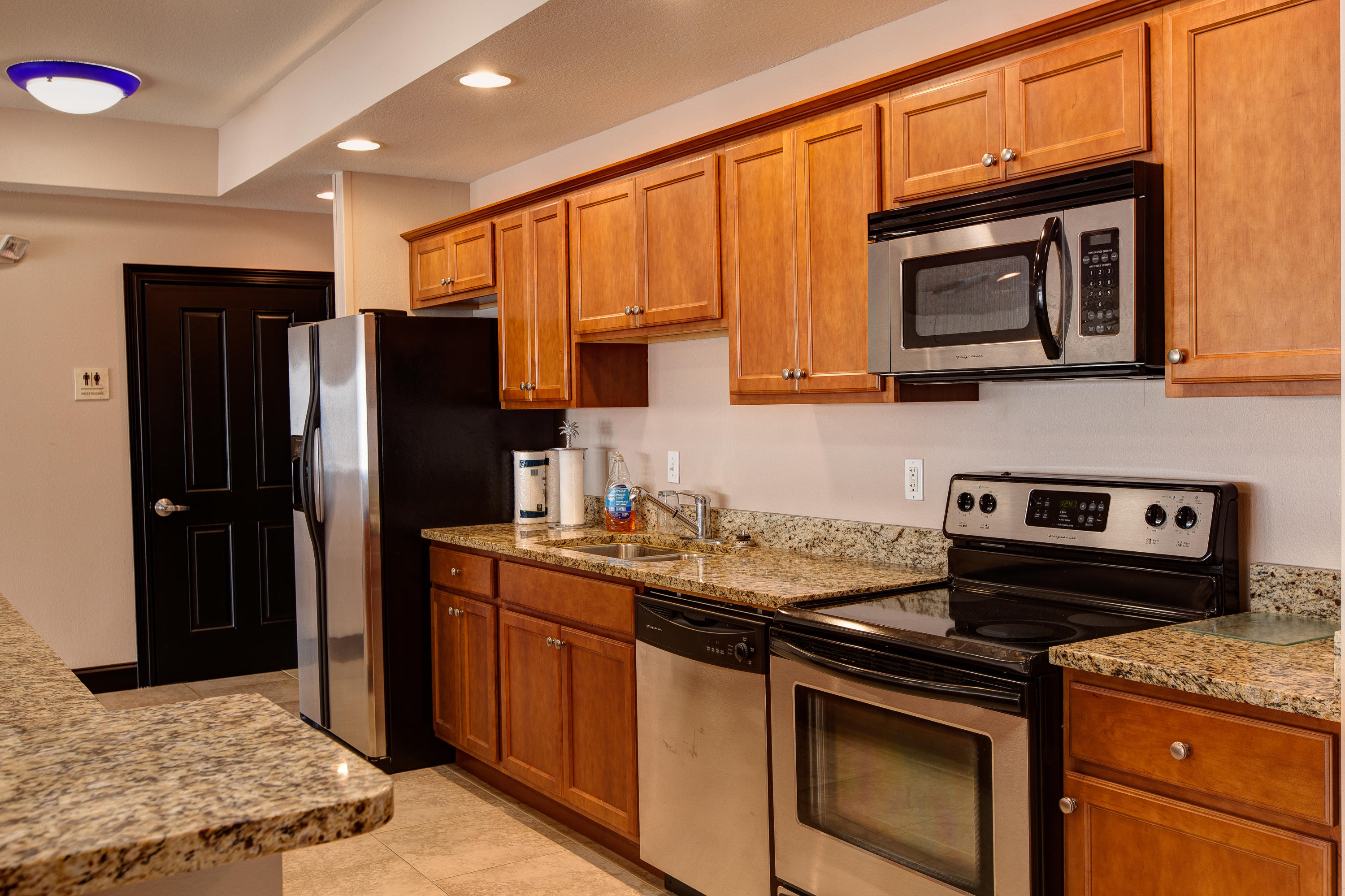 PRESIDIO YACHT CLUB - Residential