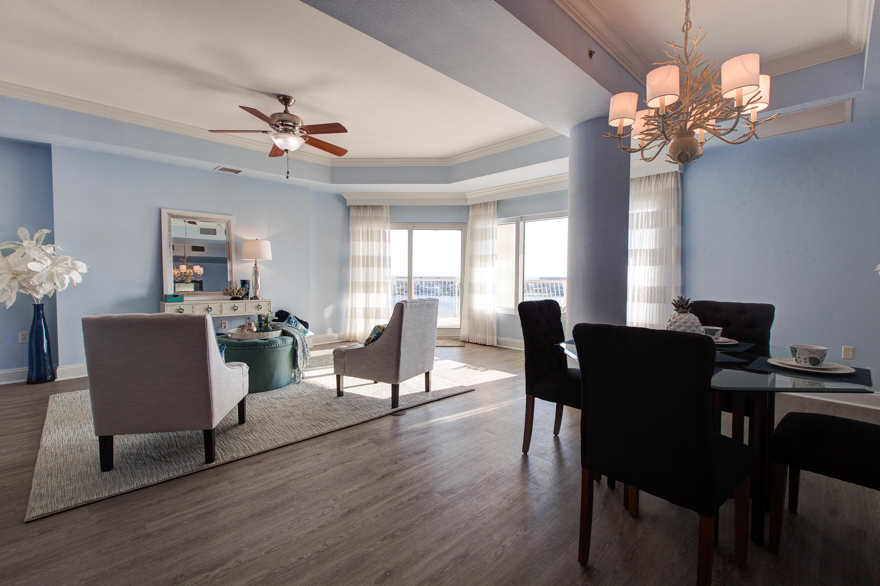 PRESIDIO YACHT CLUB - Residential