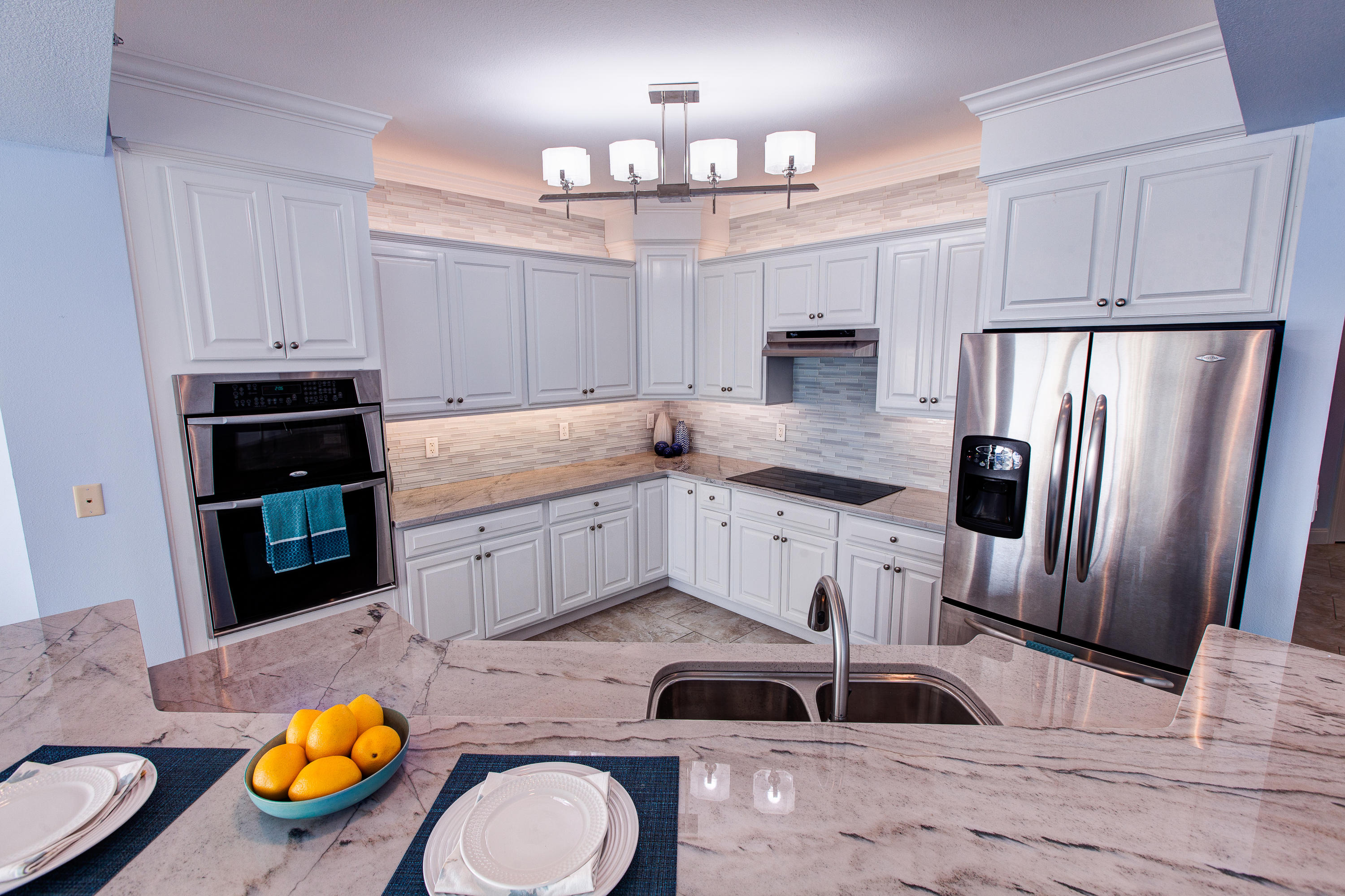 PRESIDIO YACHT CLUB - Residential