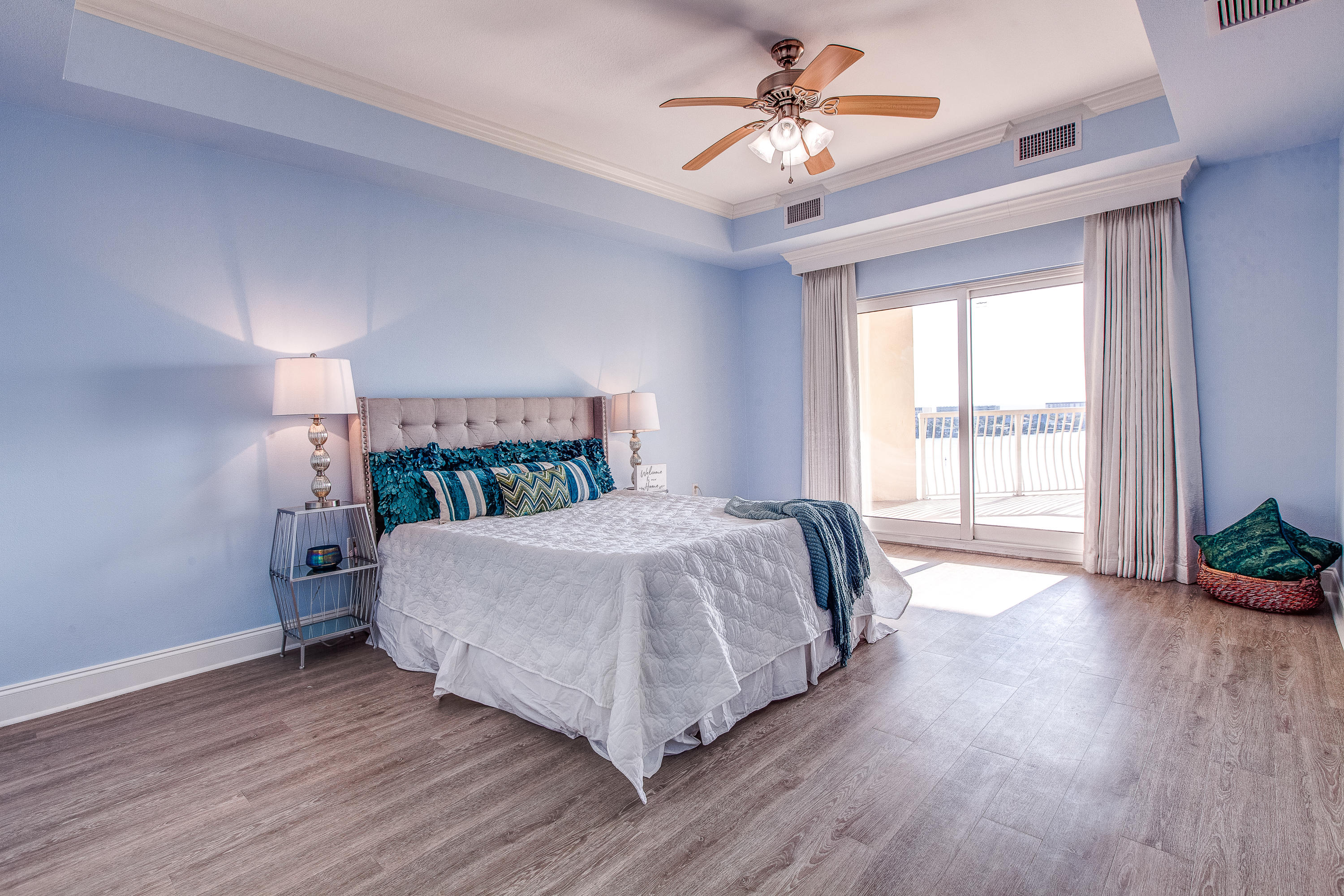 PRESIDIO YACHT CLUB - Residential