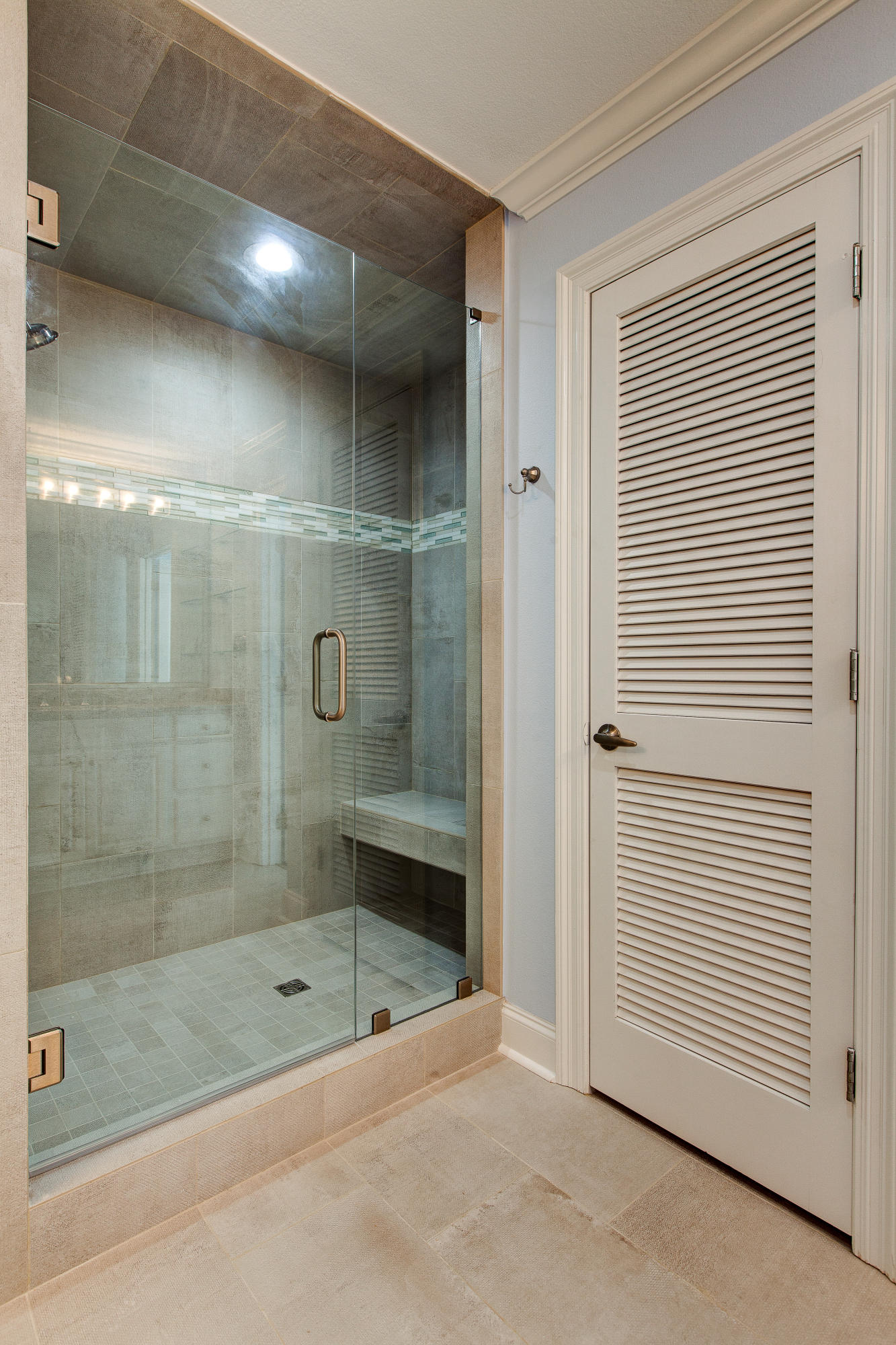 PRESIDIO YACHT CLUB - Residential