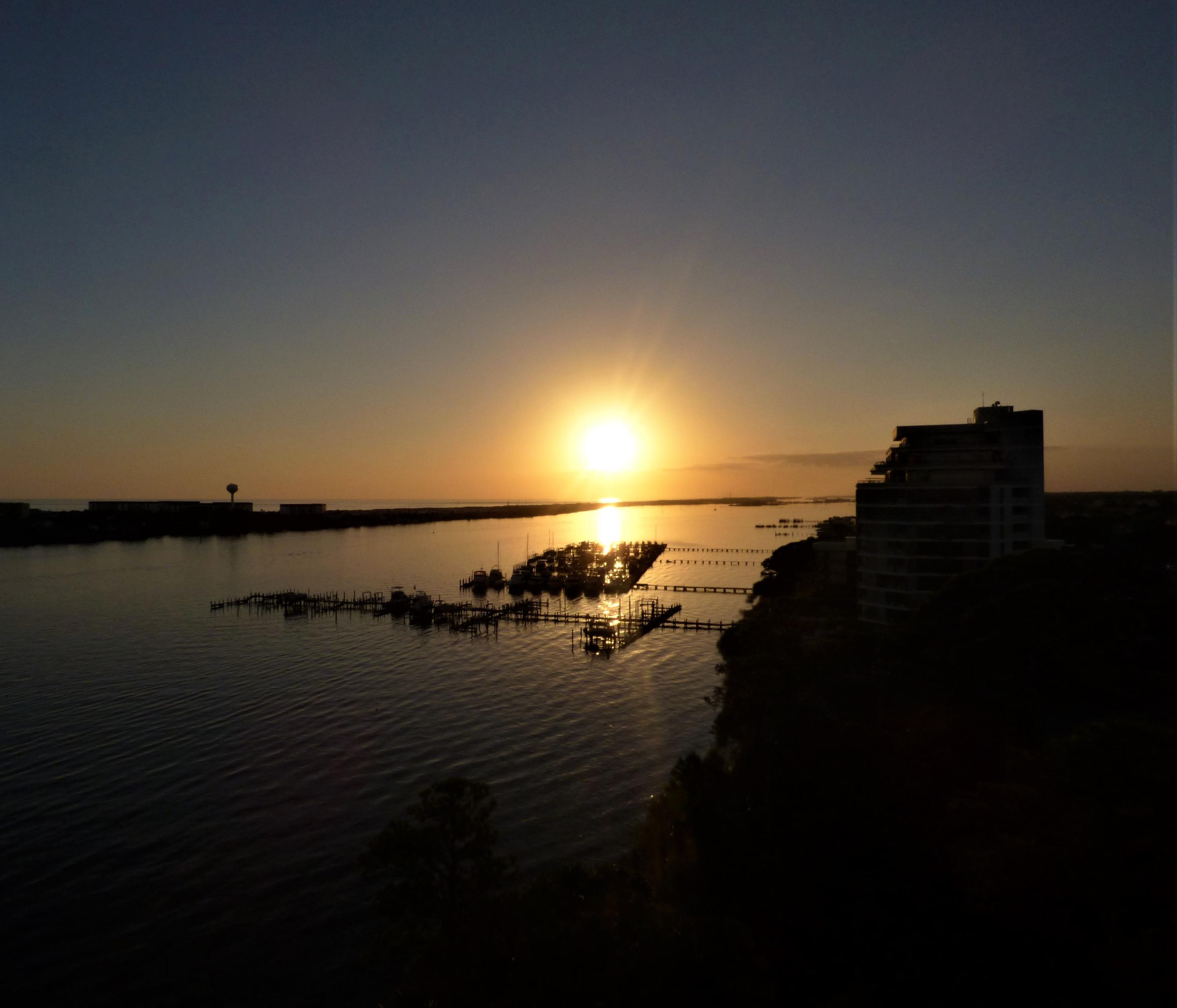 PRESIDIO YACHT CLUB - Residential