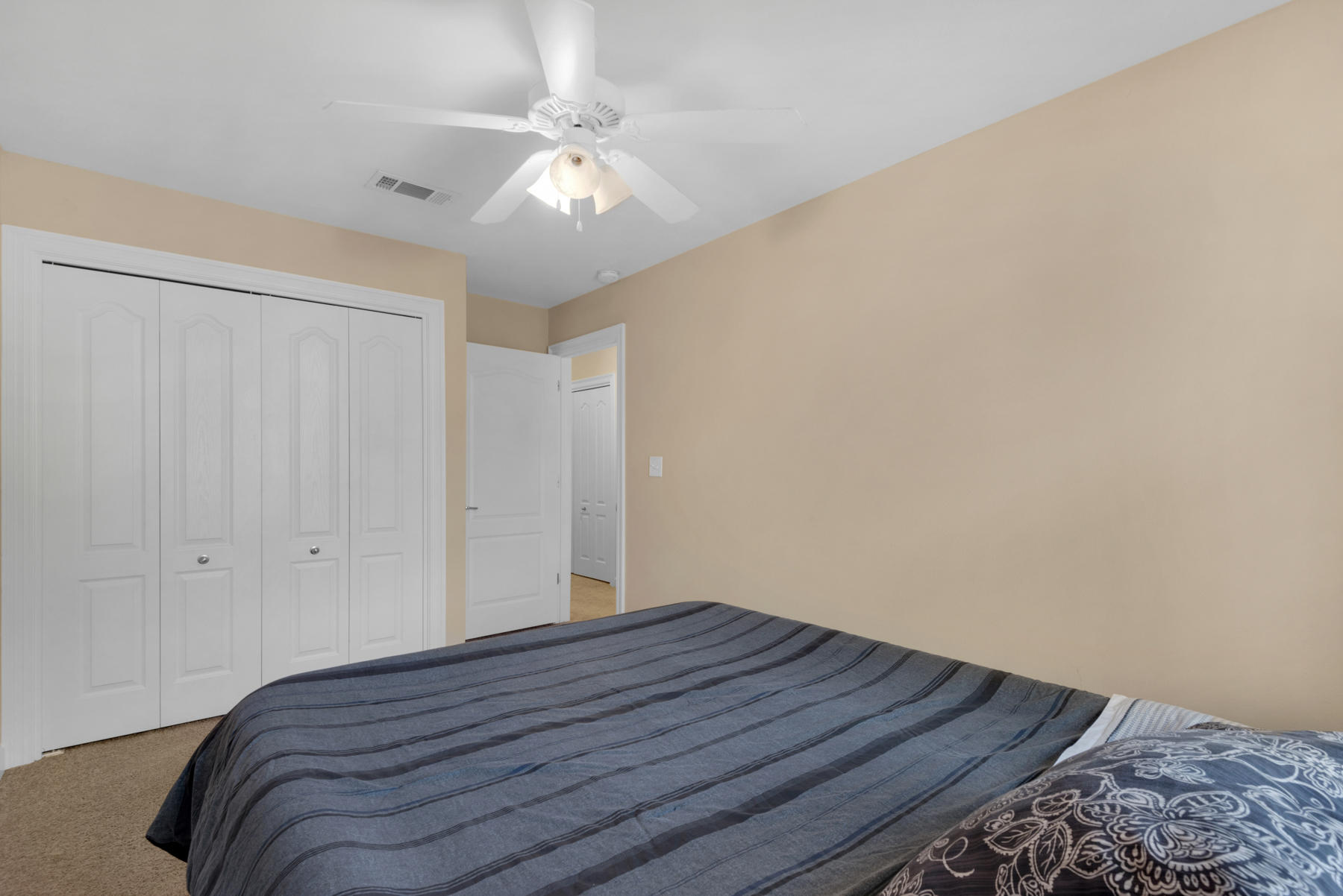 IRON HORSE T/H PH I - Residential