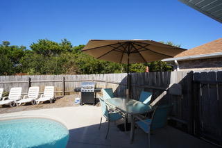 PARADISE RETREAT - Residential