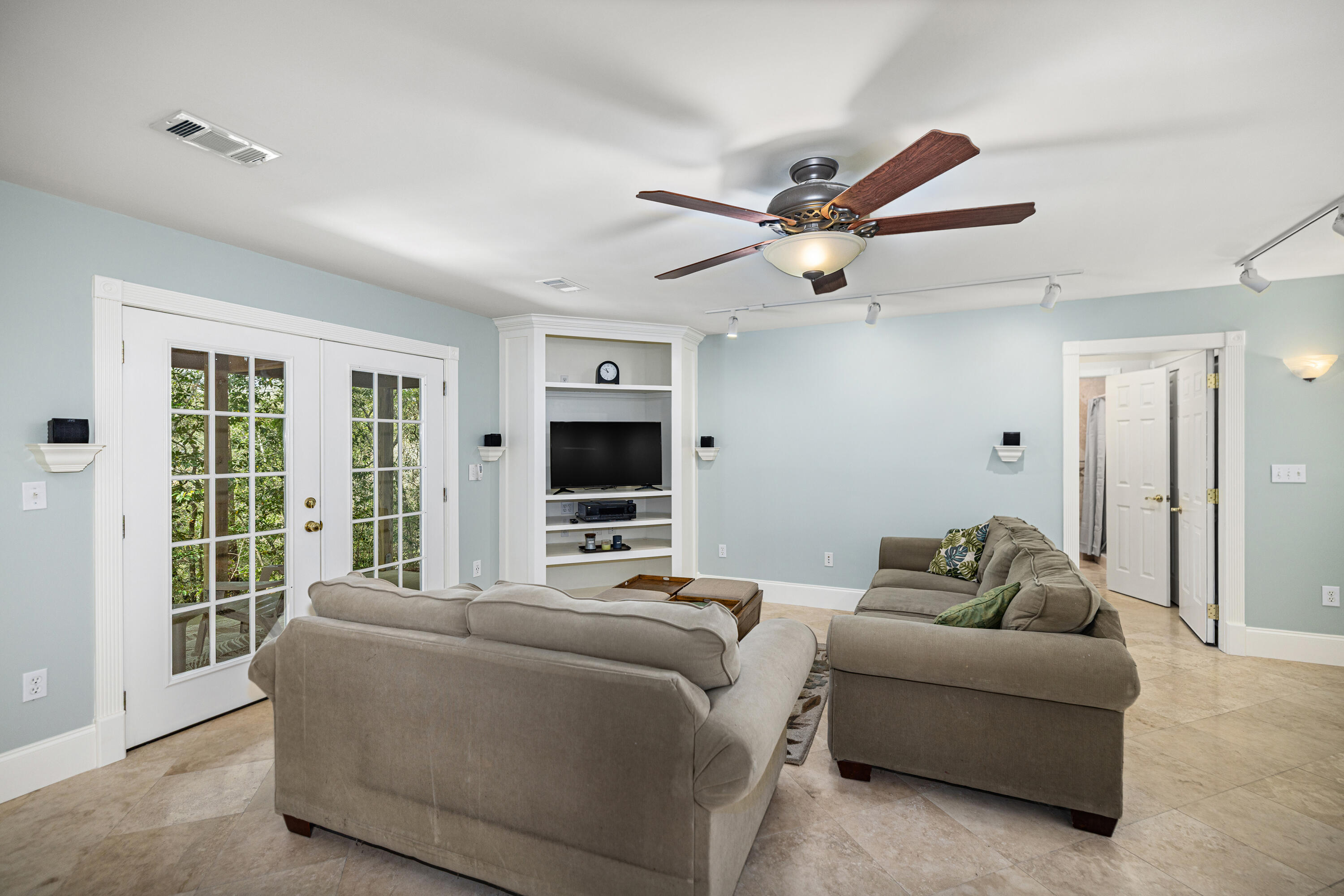 PARKWOOD ESTATES PH5 - Residential