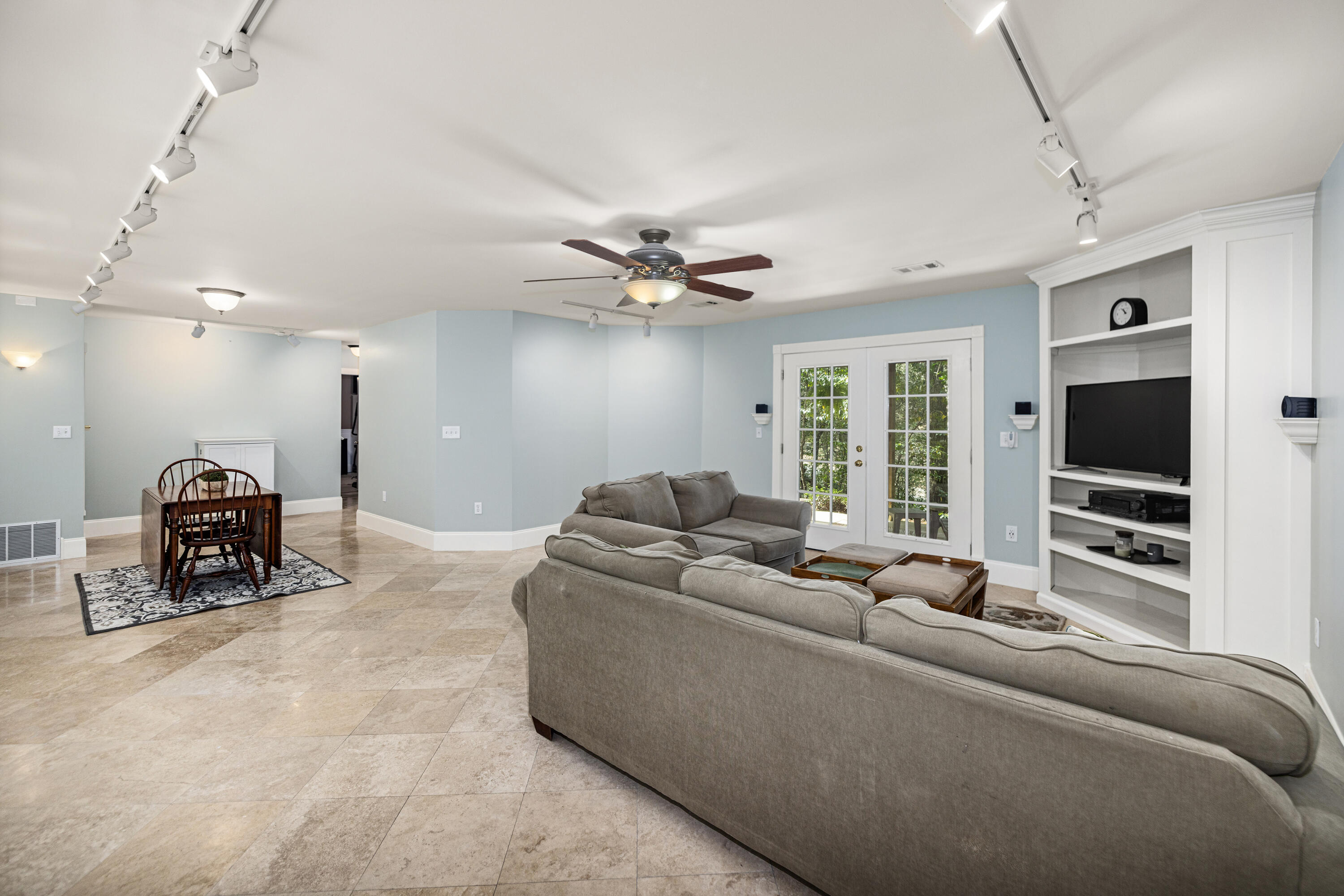 PARKWOOD ESTATES PH5 - Residential