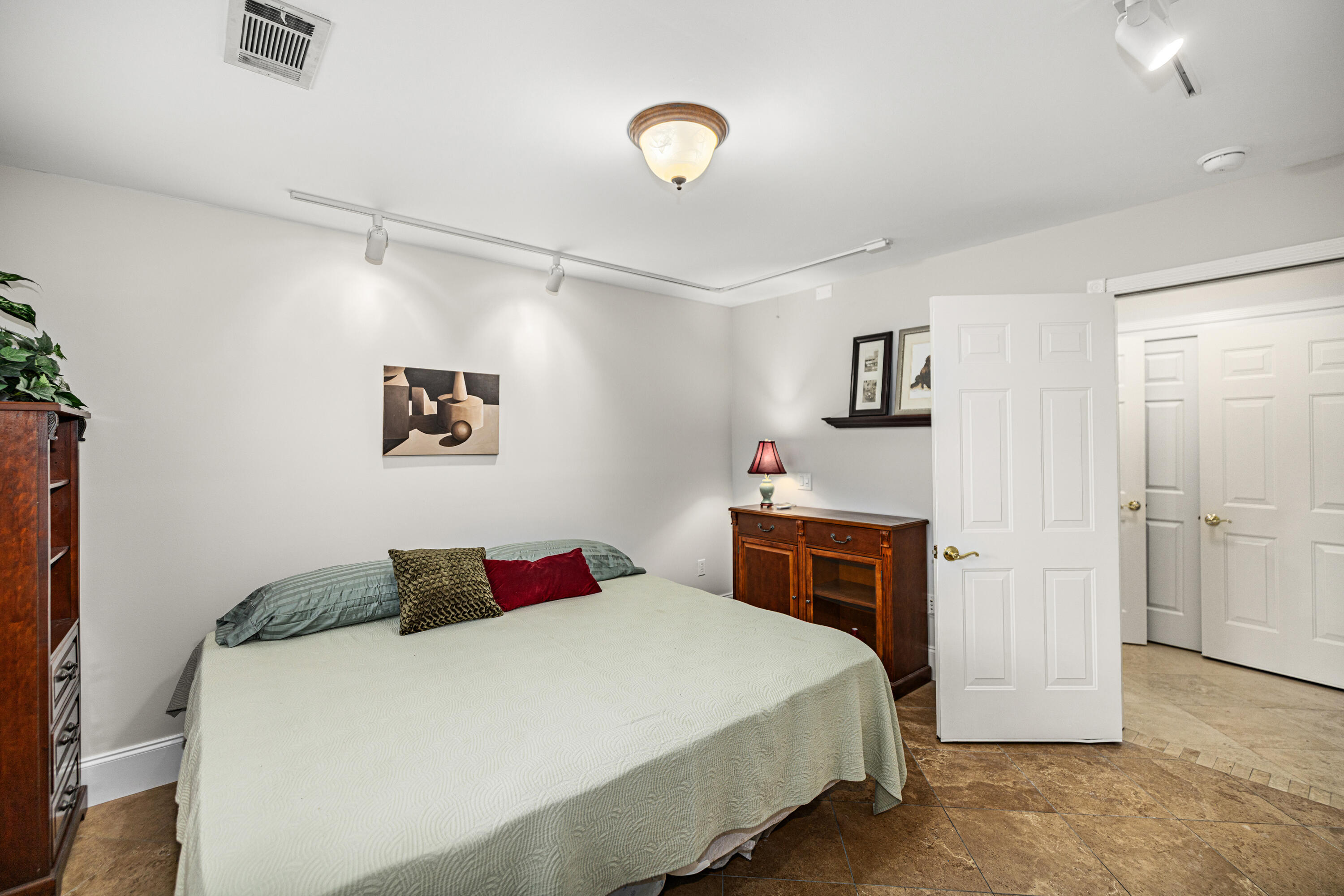 PARKWOOD ESTATES PH5 - Residential