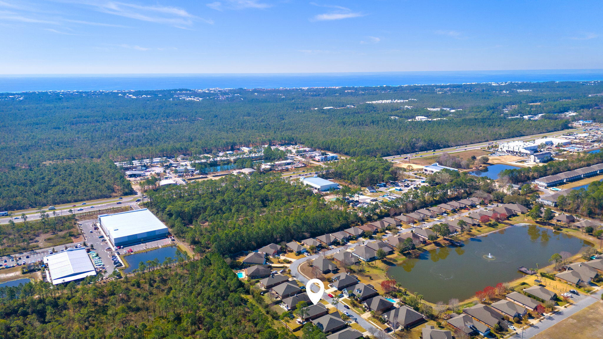 WHISPERING LAKE - Residential