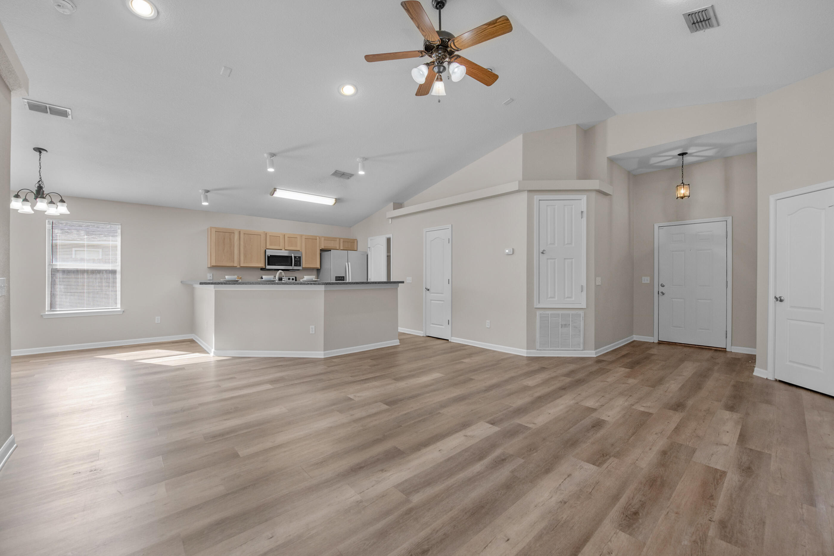 PROMISE CREEK - Residential