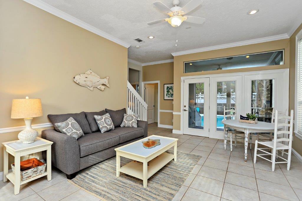 WHITES GULFVIEW ESTATES - Residential