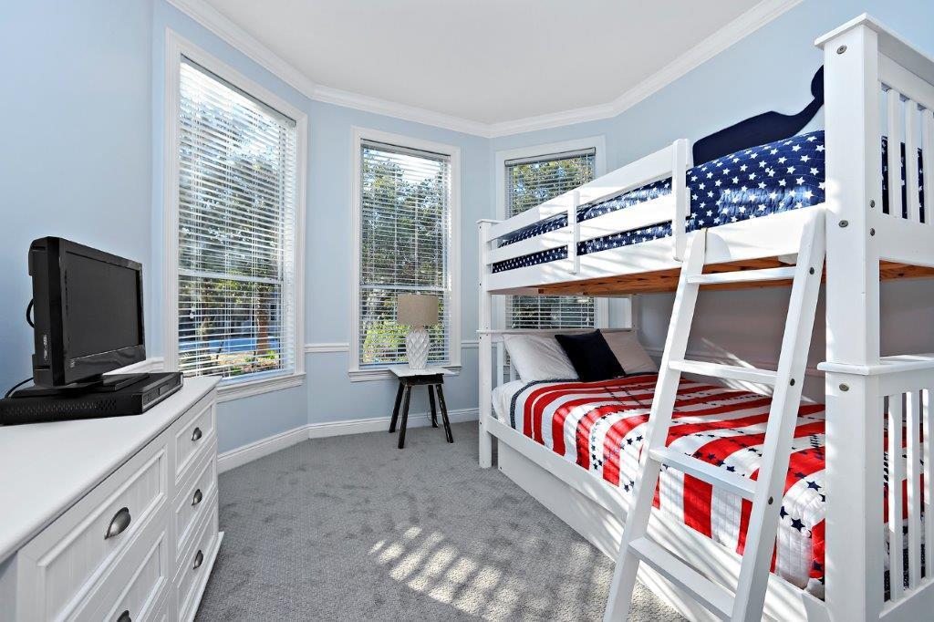 WHITES GULFVIEW ESTATES - Residential