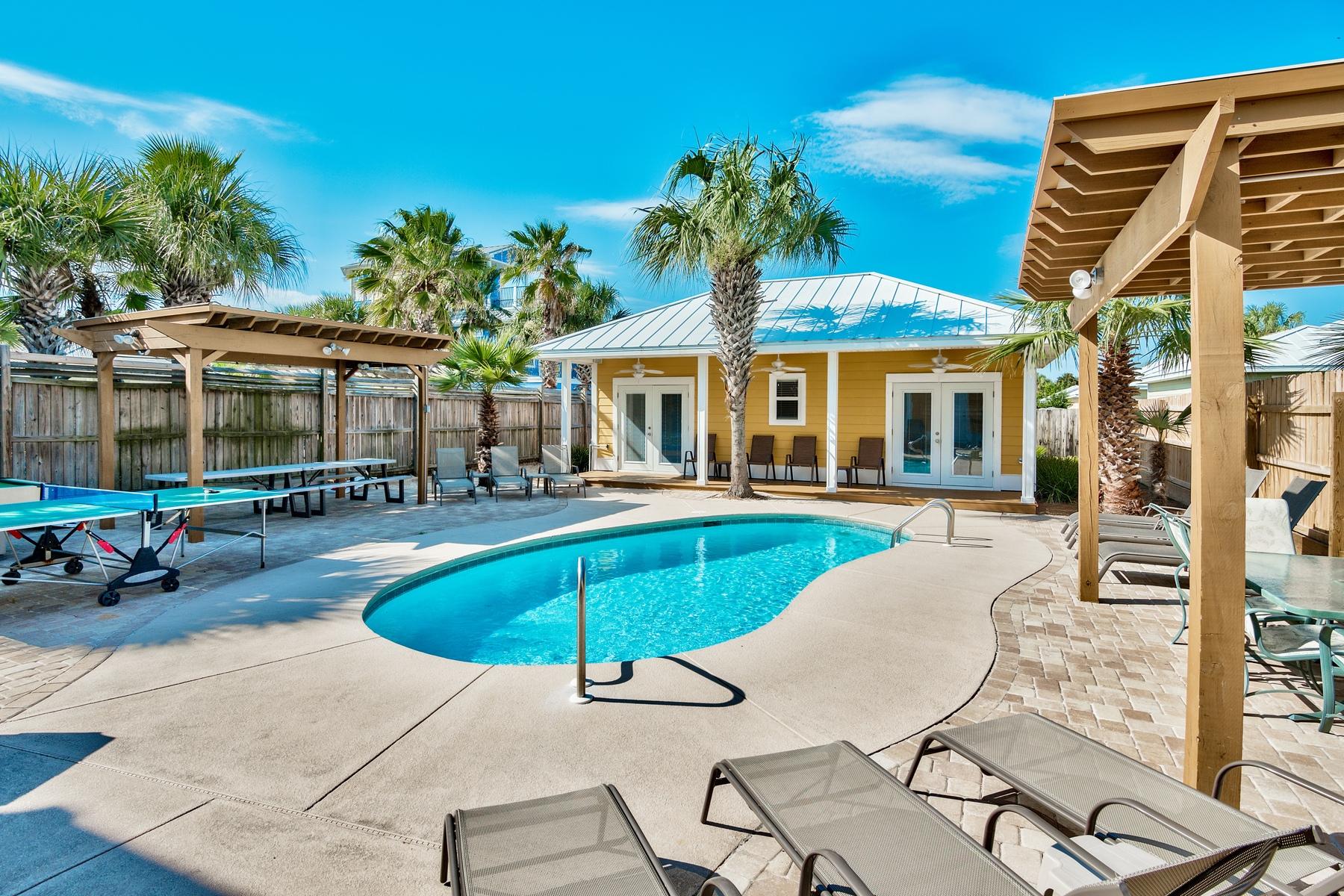 CRYSTAL BEACH - Residential