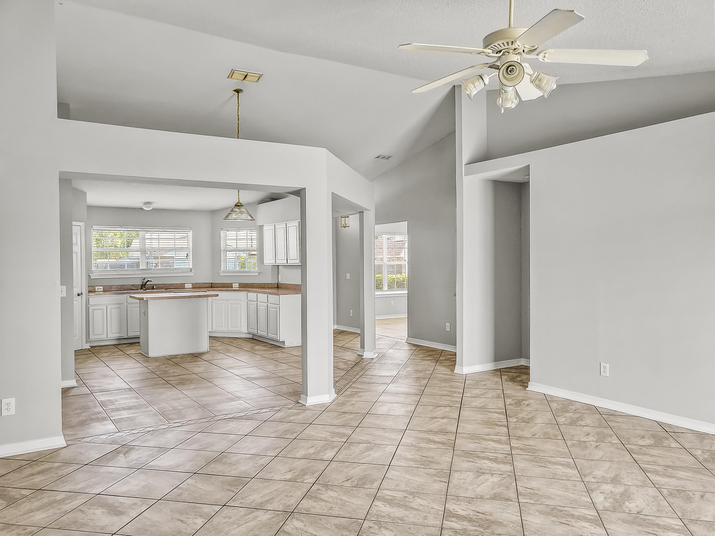 CORAL CREEK - Residential