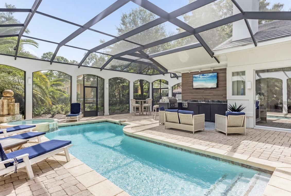 TROON DRIVE - Residential