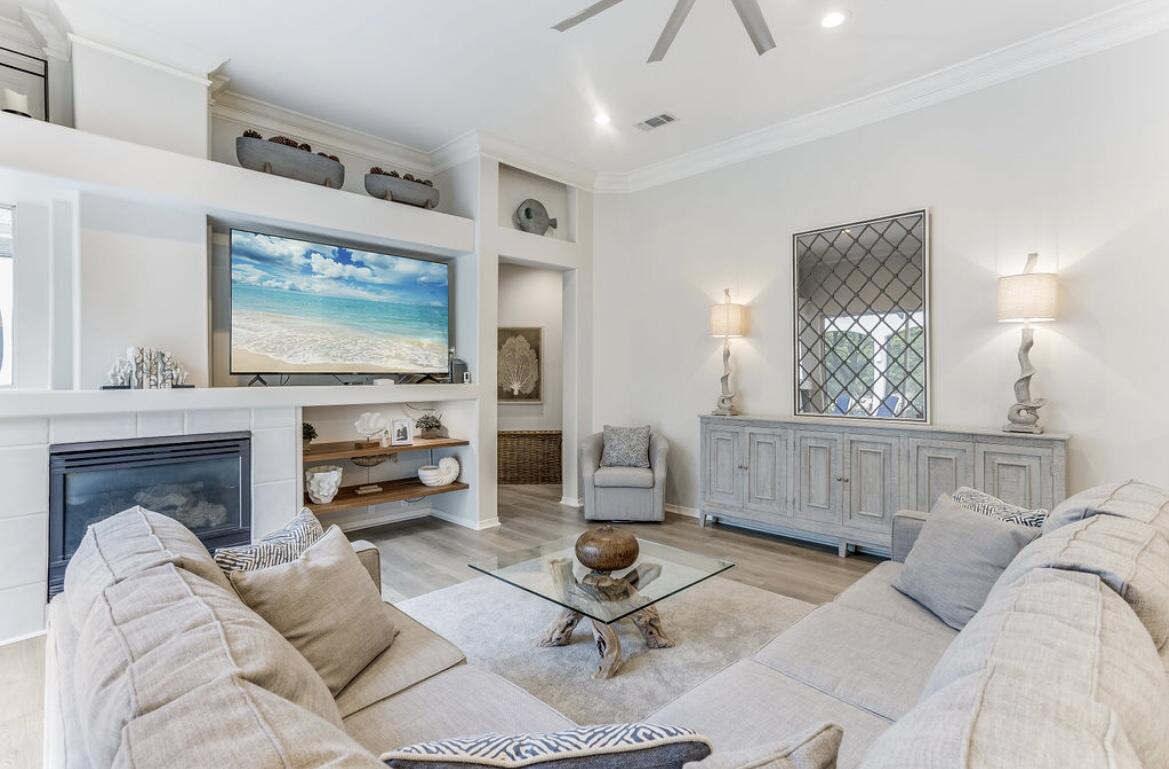 TROON DRIVE - Residential